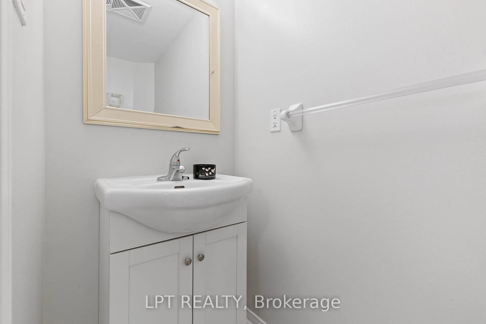 Photo 10 of Unit 362, 312 John Street, Markham, Aileen-Willowbrook — HOMEH