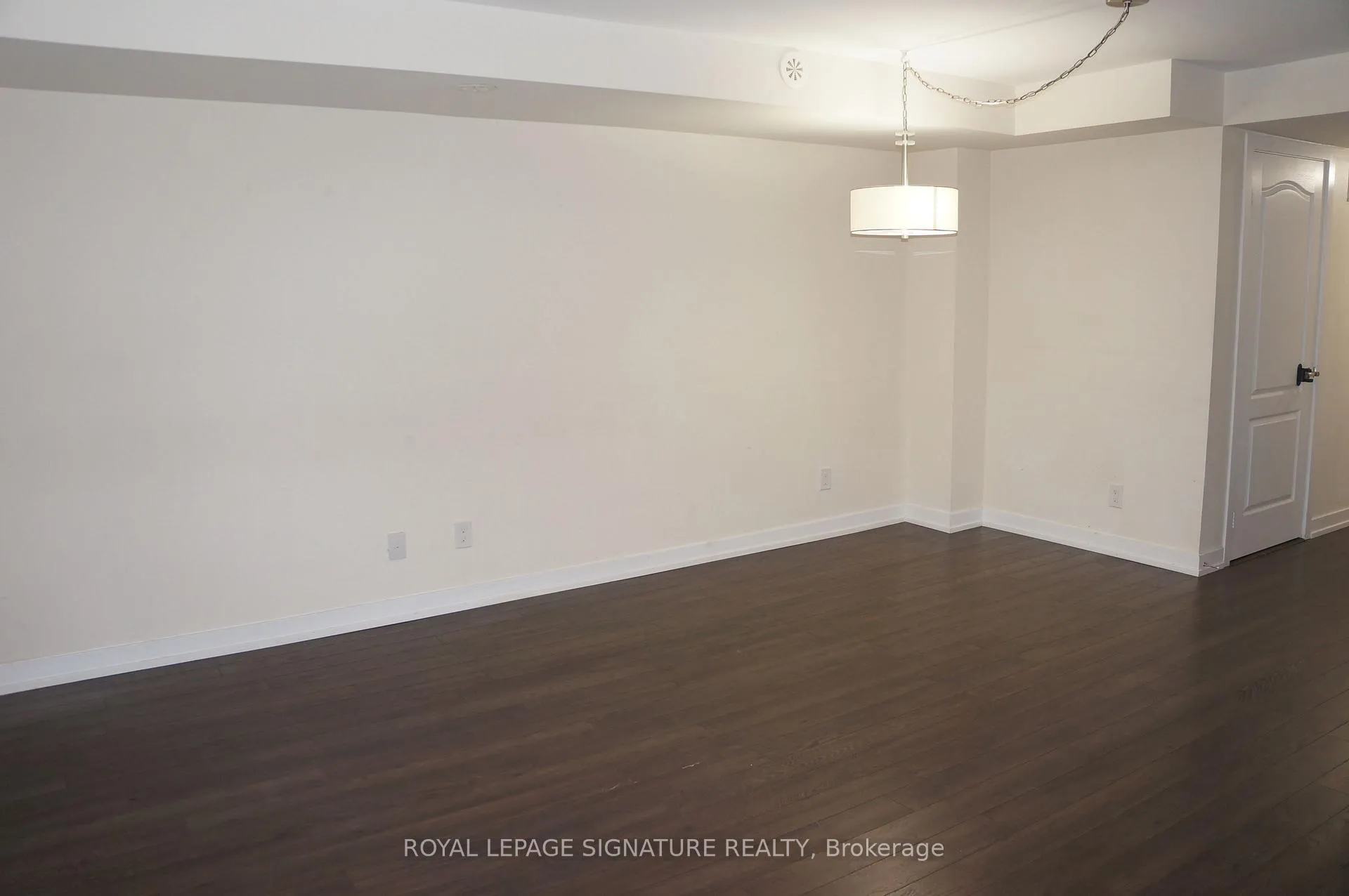 Photo 5 of Unit 209, 10 Dunsheath Way, Markham, Cornell — HOMEH