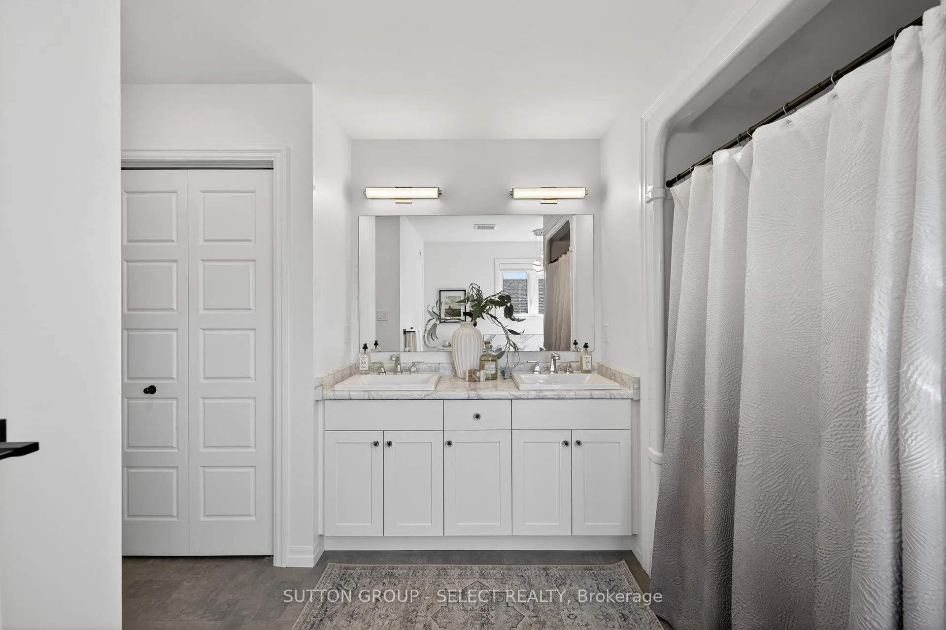 Photo 16 of 38 Foxtail Lane, St. Thomas — HOMEH