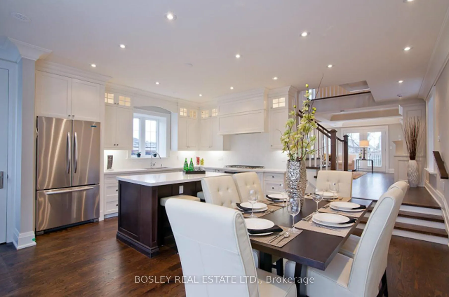Photo 2 of Unit Upper, 19 Cardiff Road, Toronto, Mount Pleasant East — HOMEH
