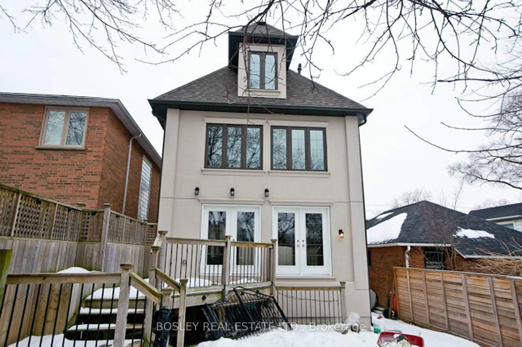 Photo 12 of Unit Upper, 19 Cardiff Road, Toronto, Mount Pleasant East — HOMEH