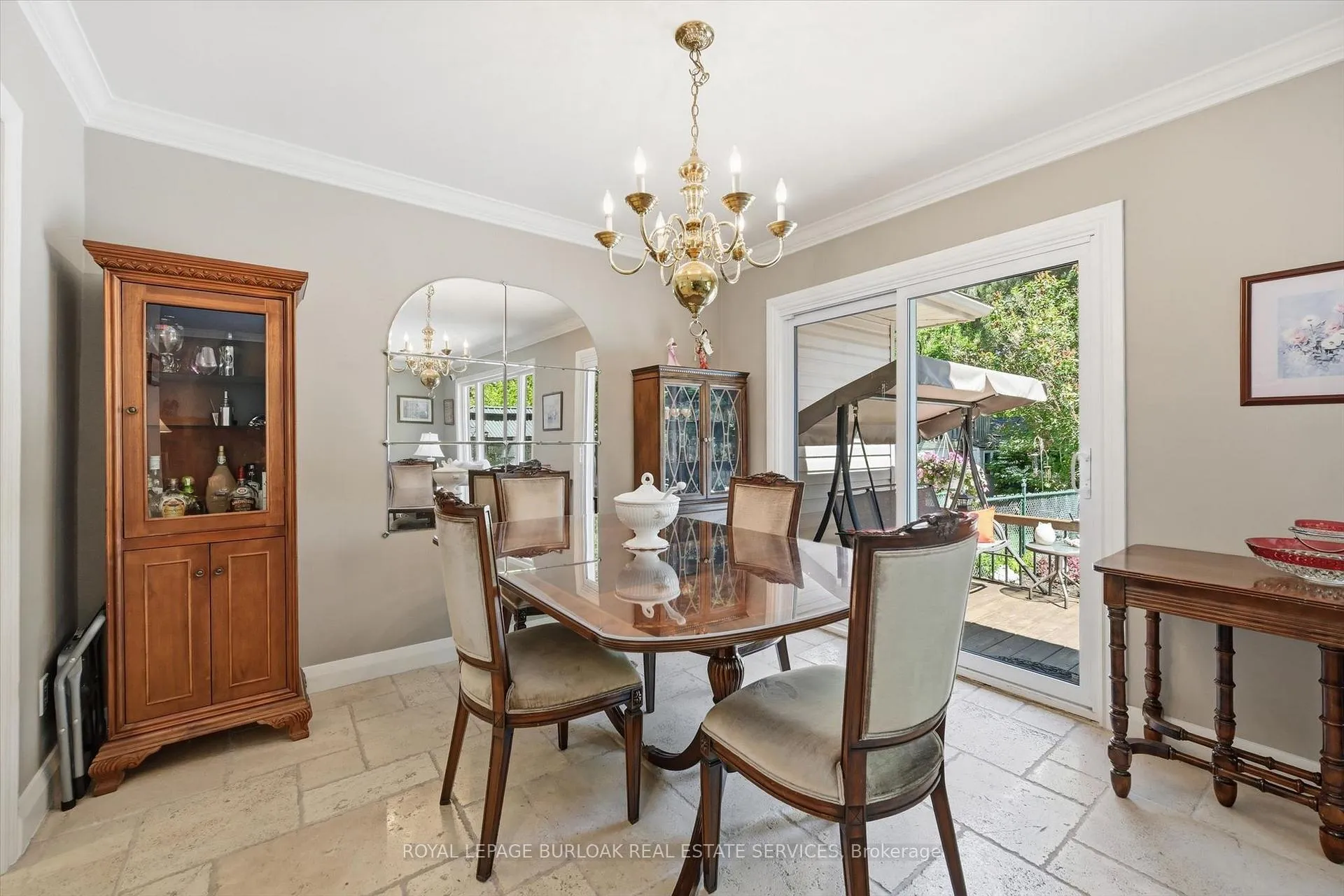 Photo 15 of 951 Cloverleaf Drive, Burlington, LaSalle — HOMEH