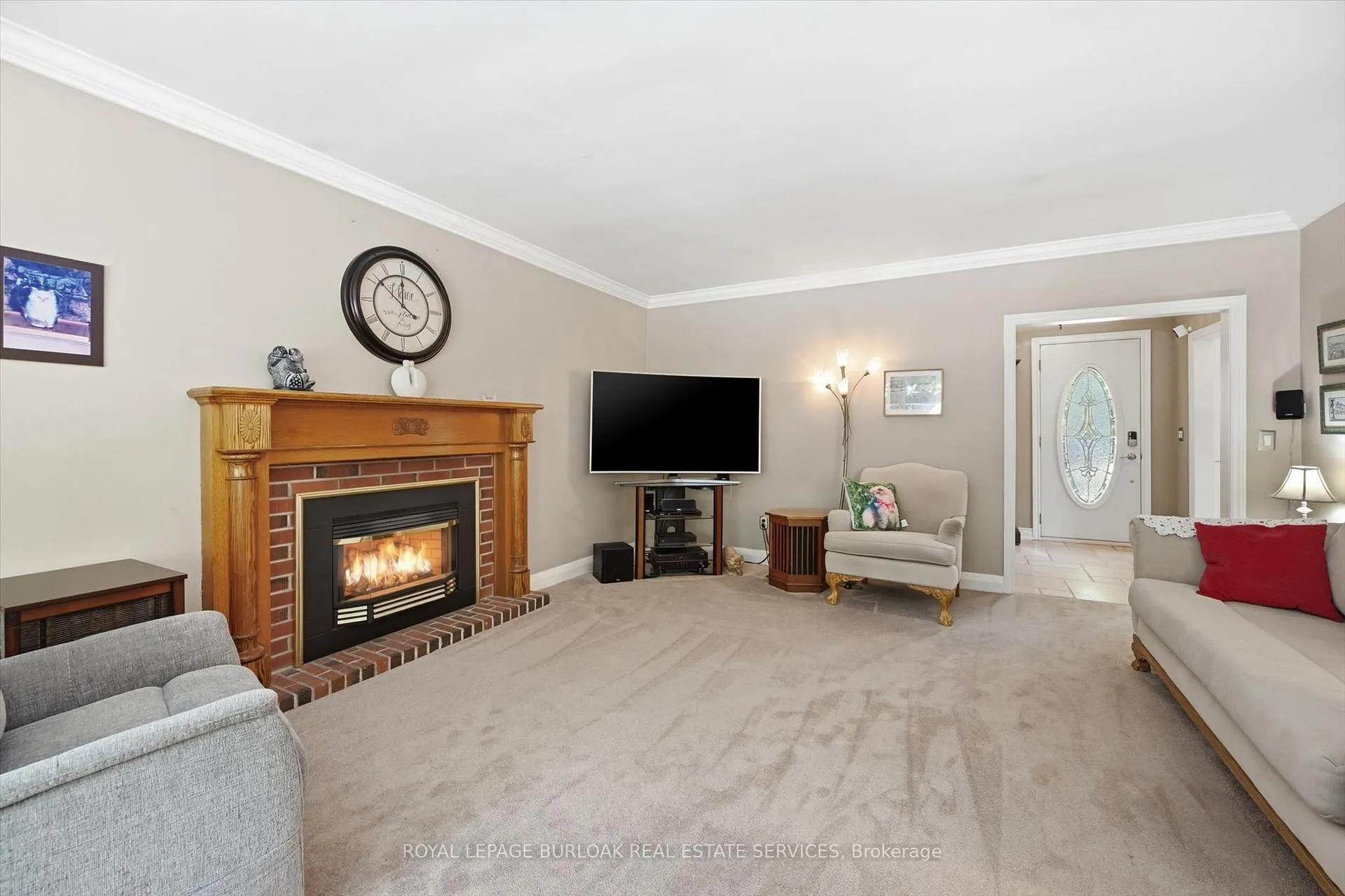 Photo 17 of 951 Cloverleaf Drive, Burlington, LaSalle — HOMEH
