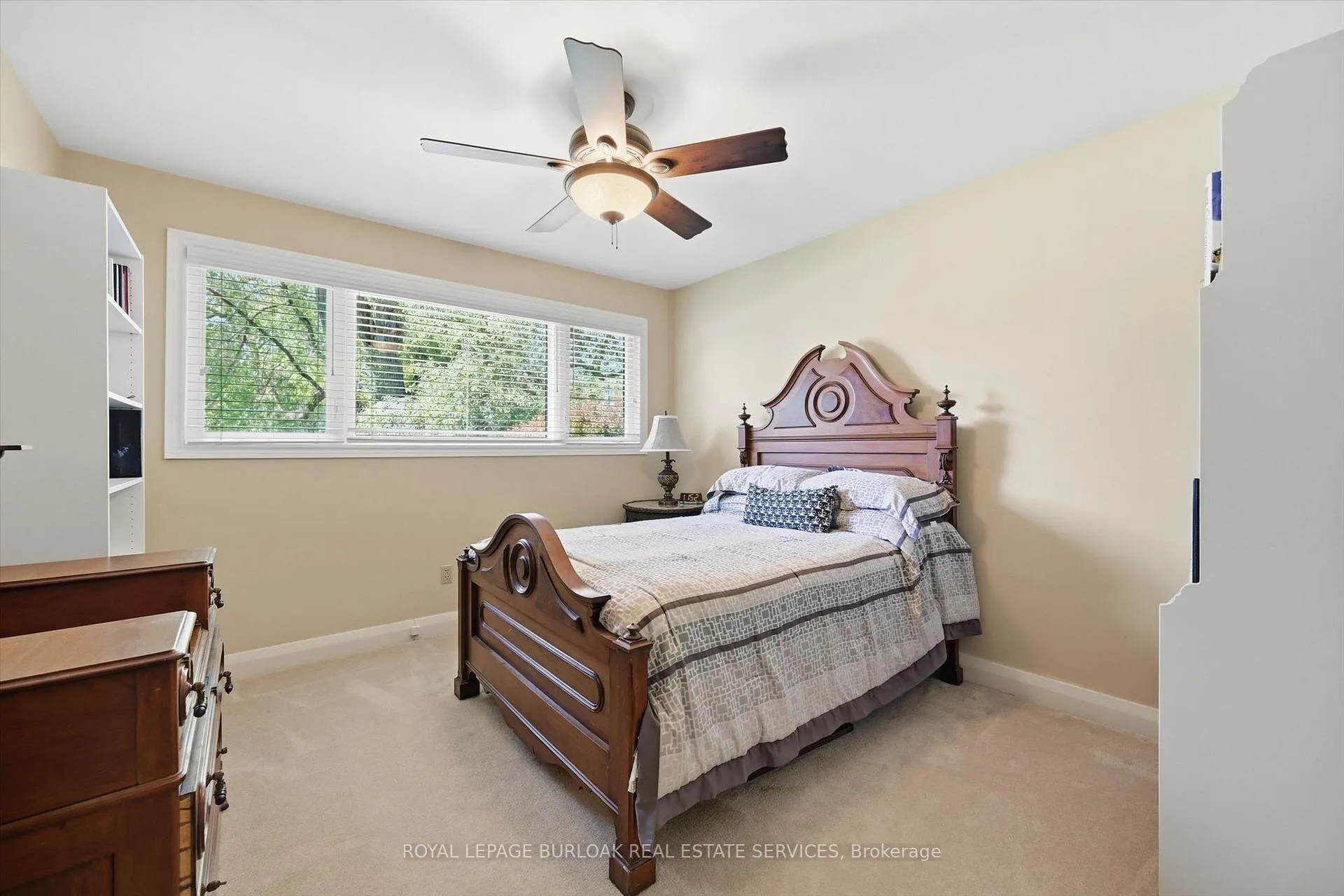 Photo 21 of 951 Cloverleaf Drive, Burlington, LaSalle — HOMEH