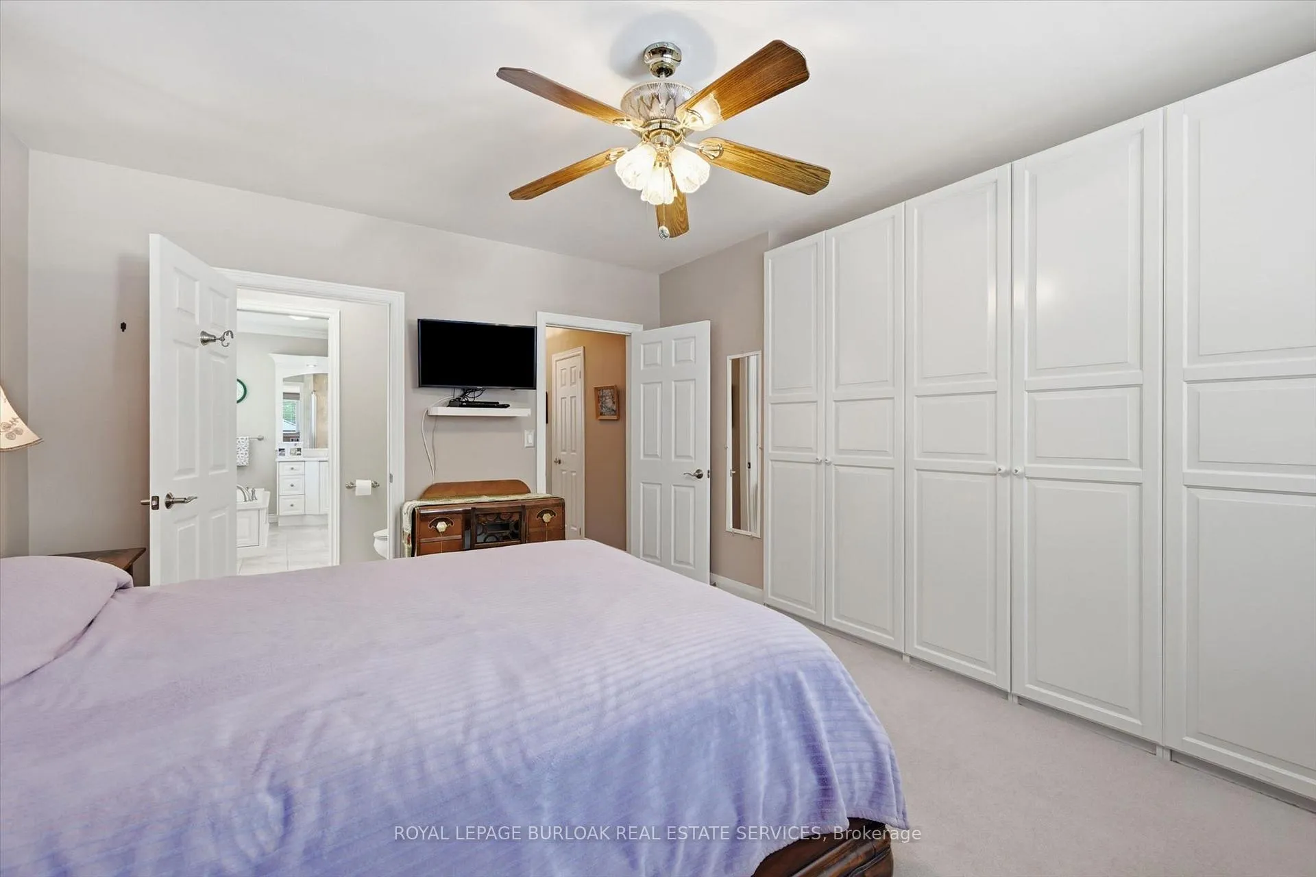 Photo 31 of 951 Cloverleaf Drive, Burlington, LaSalle — HOMEH