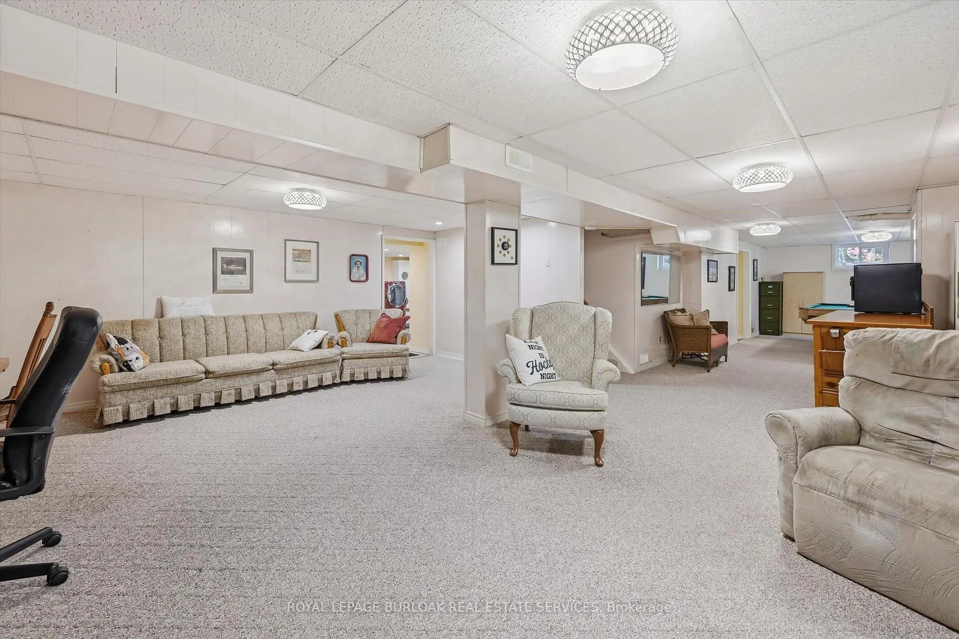 Photo 42 of 951 Cloverleaf Drive, Burlington, LaSalle — HOMEH