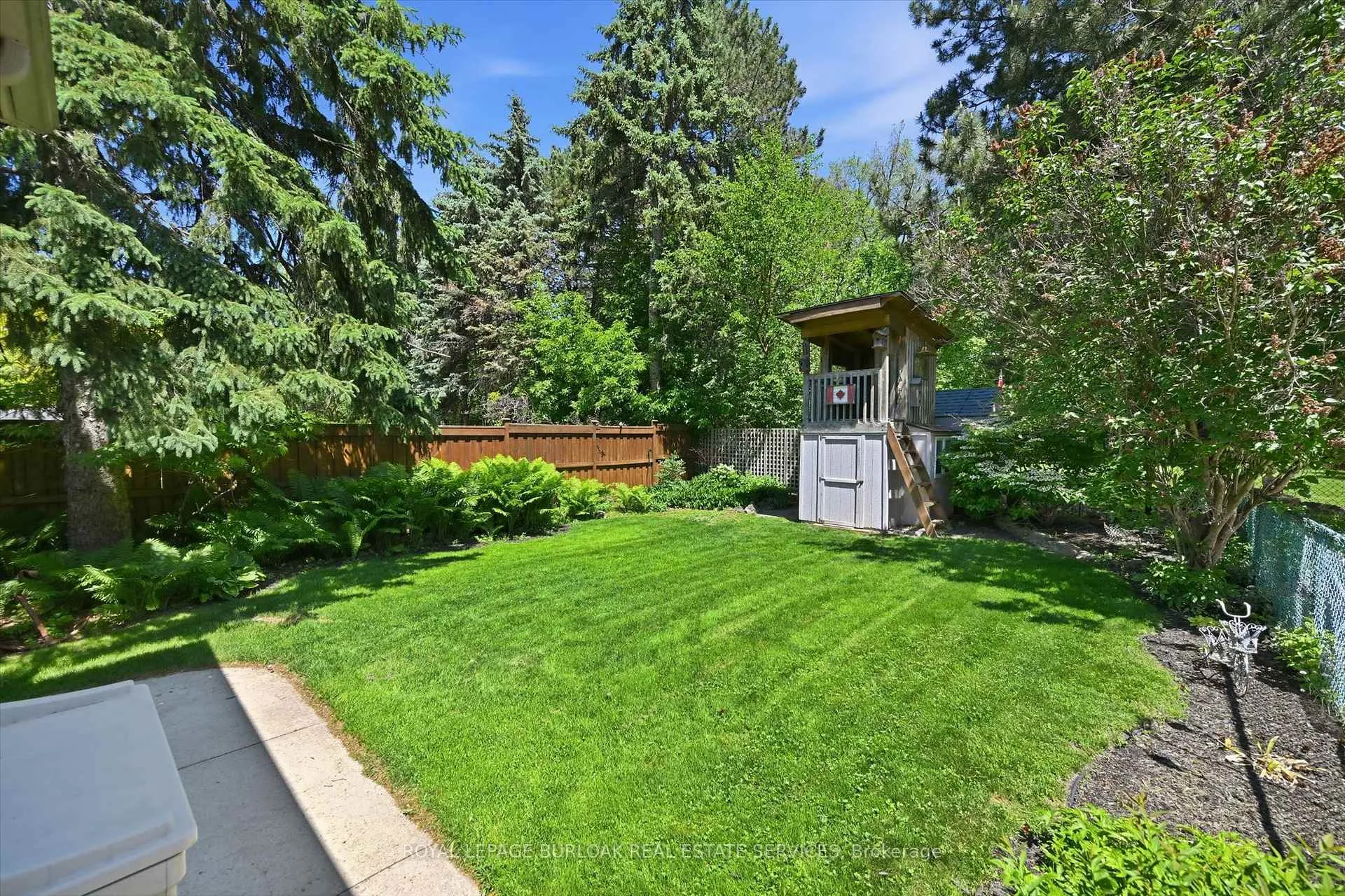 Photo 43 of 951 Cloverleaf Drive, Burlington, LaSalle — HOMEH