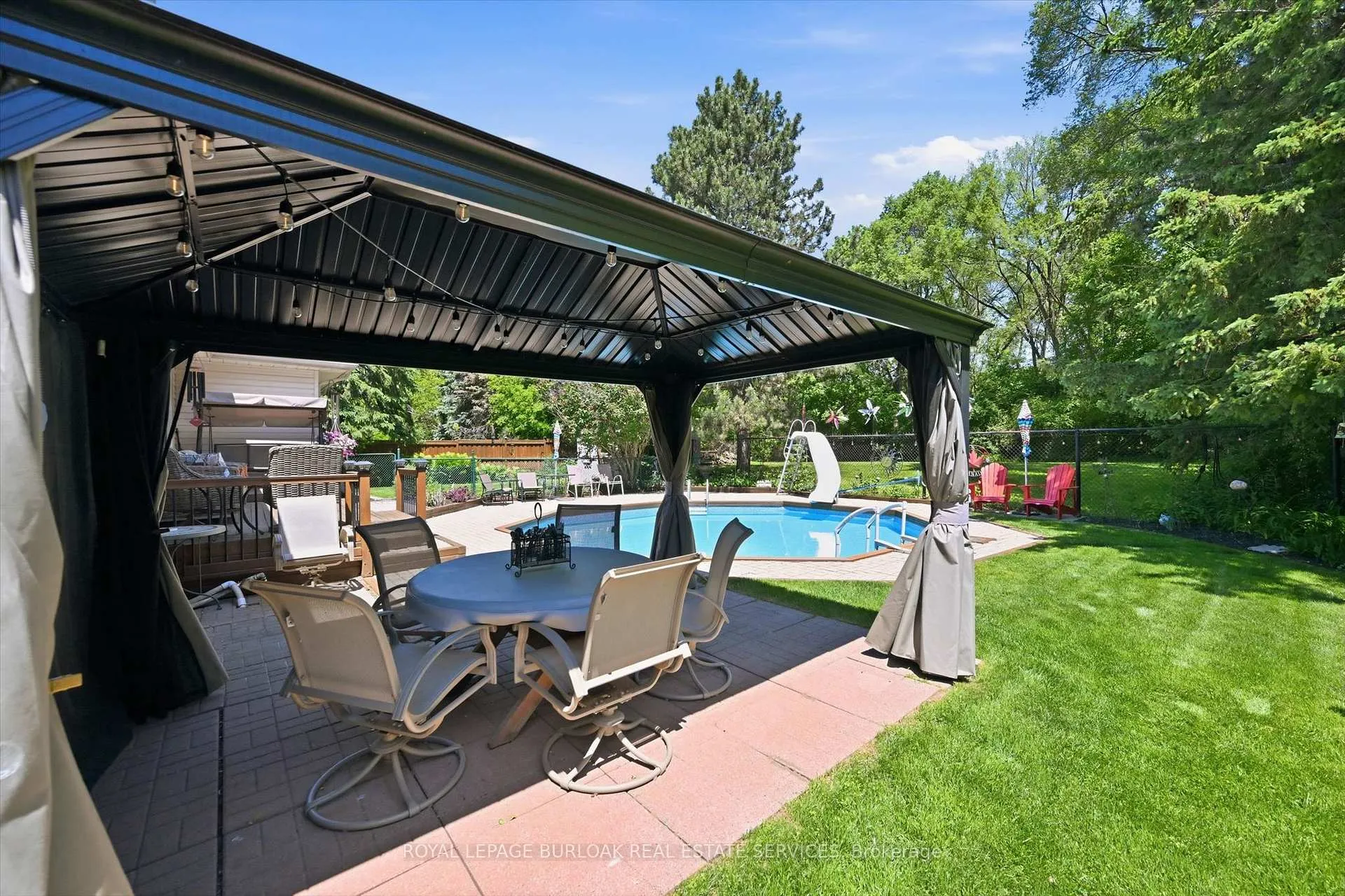 Photo 47 of 951 Cloverleaf Drive, Burlington, LaSalle — HOMEH