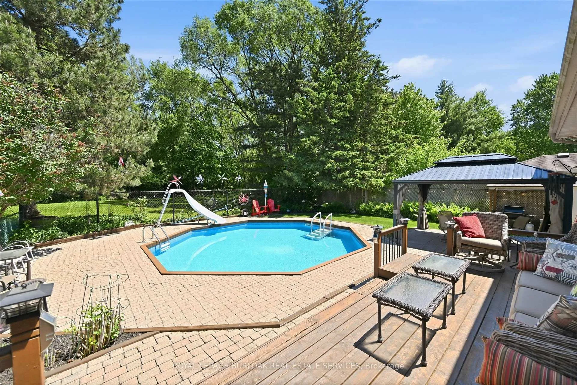 Photo 48 of 951 Cloverleaf Drive, Burlington, LaSalle — HOMEH