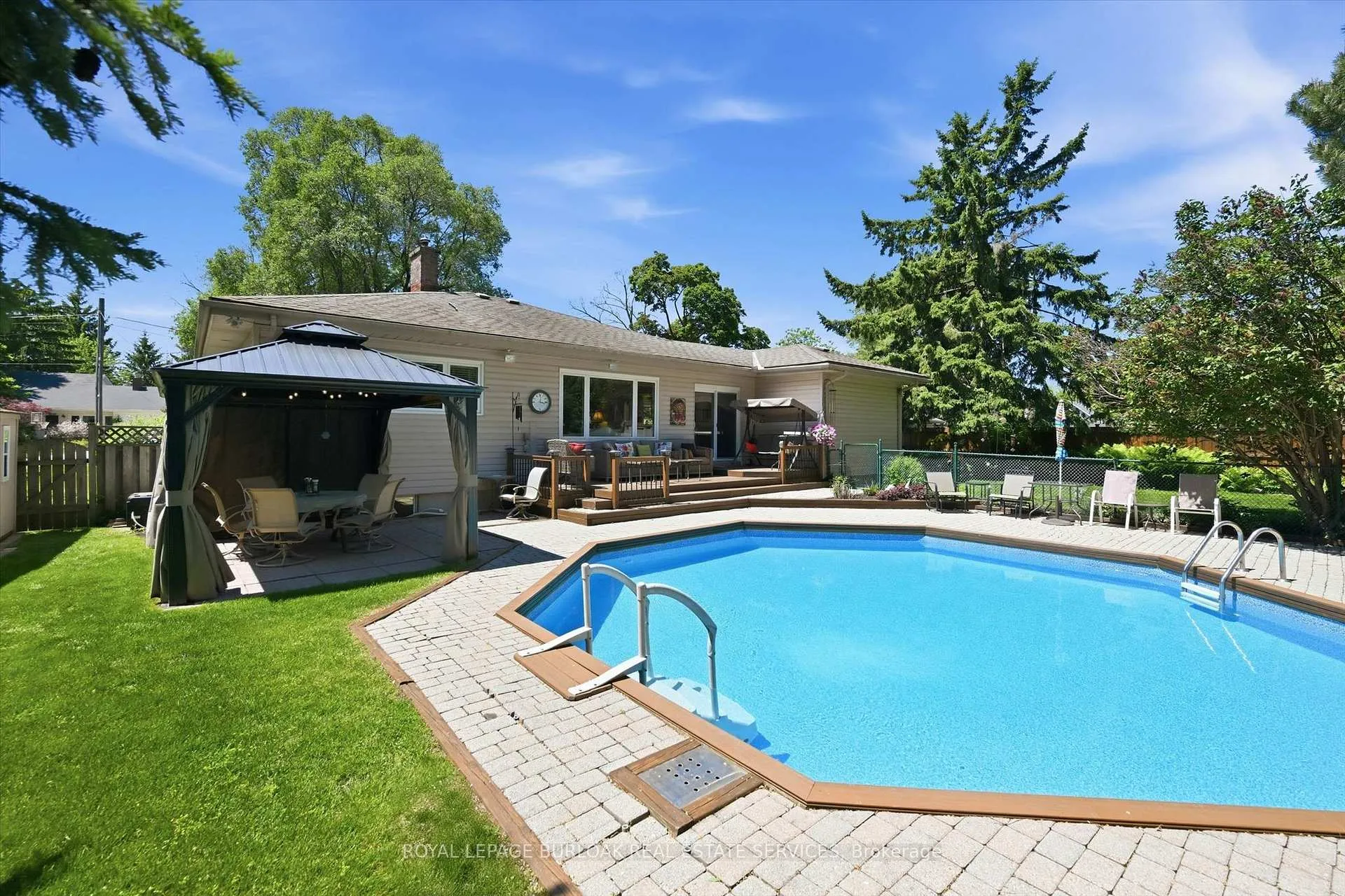Photo 50 of 951 Cloverleaf Drive, Burlington, LaSalle — HOMEH