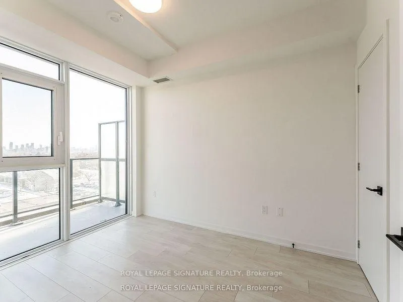 Photo 23 of Unit 703, 10 Graphophone Grove, Toronto, Dovercourt-Wallace Emerson-Junction — HOMEH