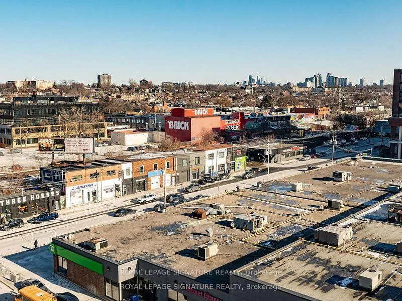 Photo 36 of Unit 703, 10 Graphophone Grove, Toronto, Dovercourt-Wallace Emerson-Junction — HOMEH