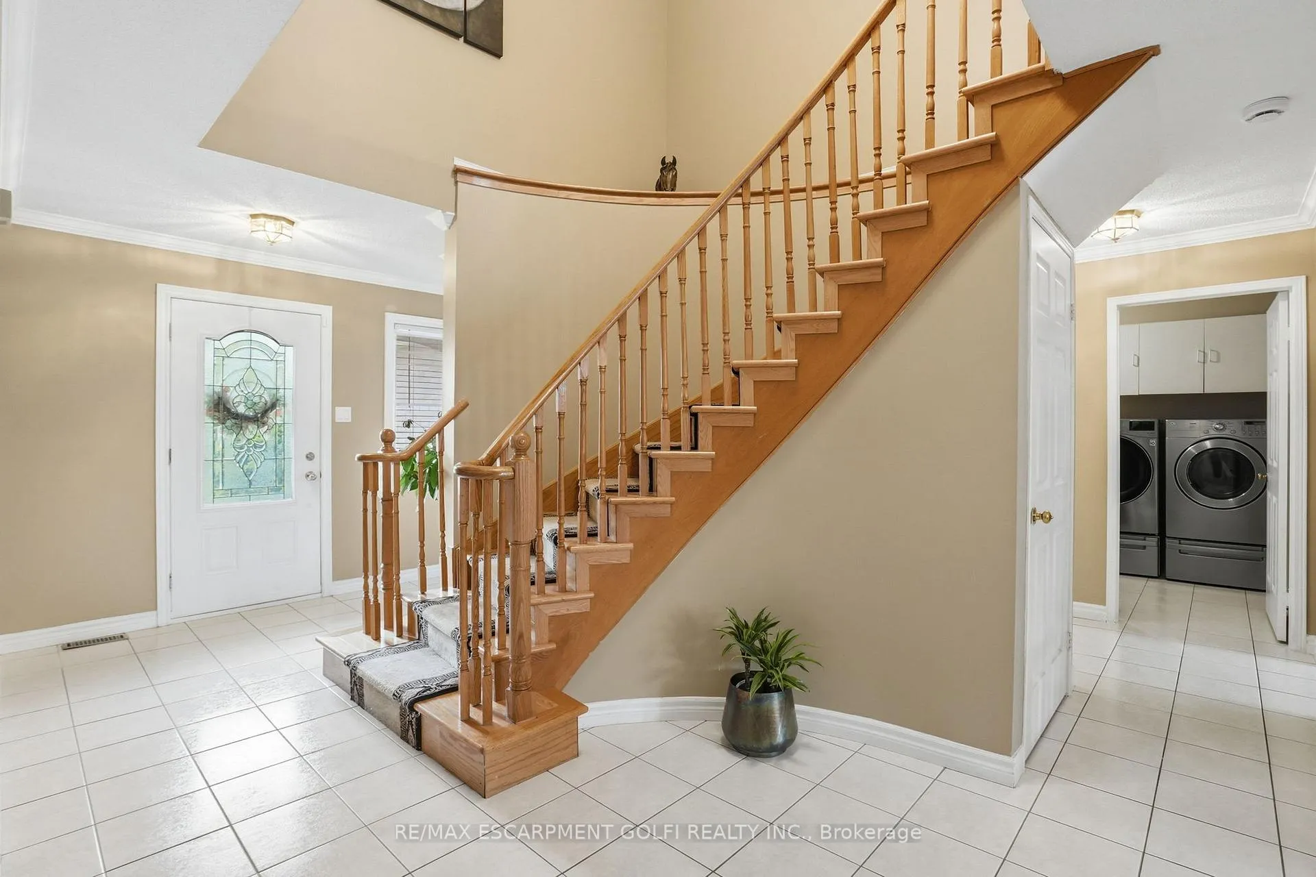 Photo 5 of 3277 Folkway Drive, Burlington, Headon — HOMEH