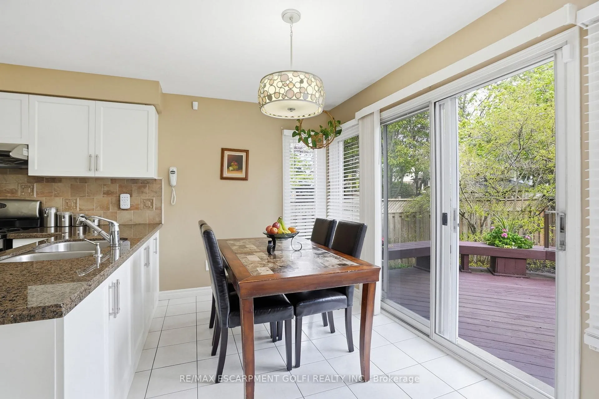 Photo 9 of 3277 Folkway Drive, Burlington, Headon — HOMEH