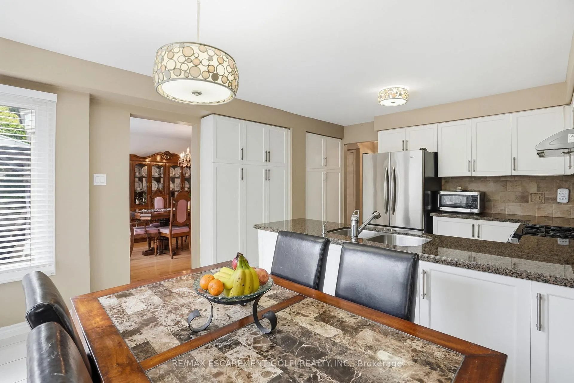 Photo 10 of 3277 Folkway Drive, Burlington, Headon — HOMEH