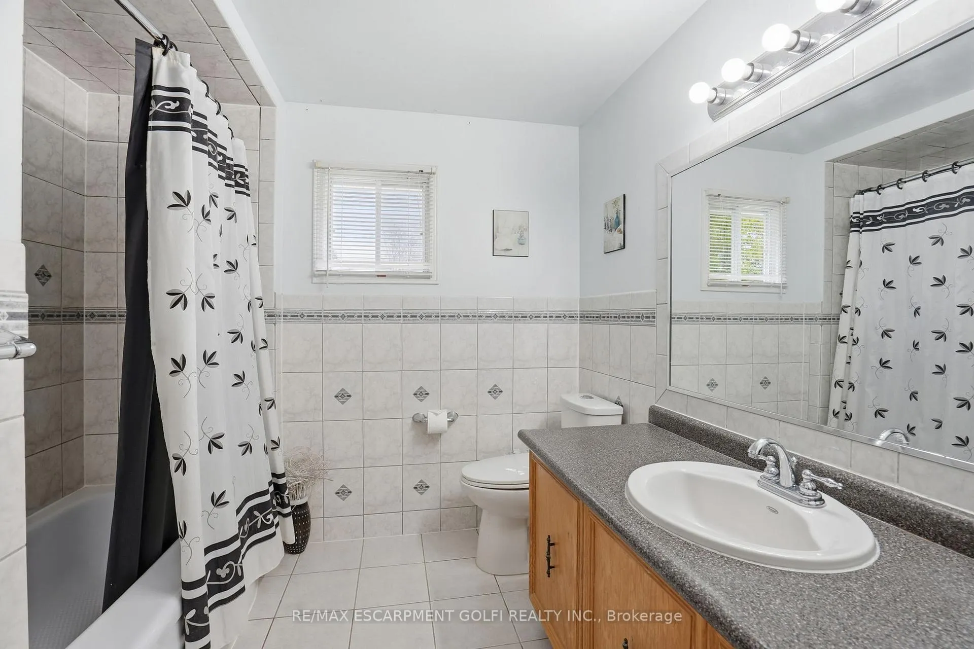 Photo 27 of 3277 Folkway Drive, Burlington, Headon — HOMEH