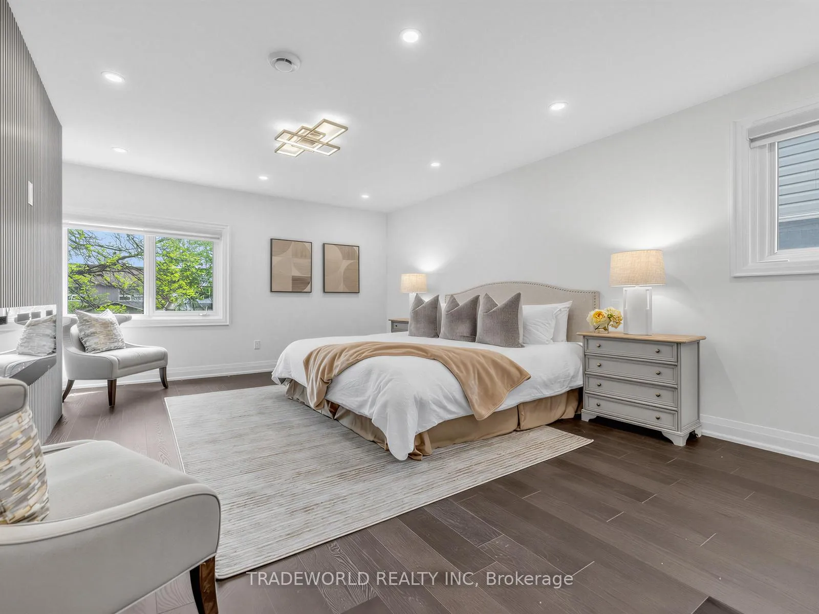 Photo 11 of 16 Ferrah Street, Markham, Unionville — HOMEH