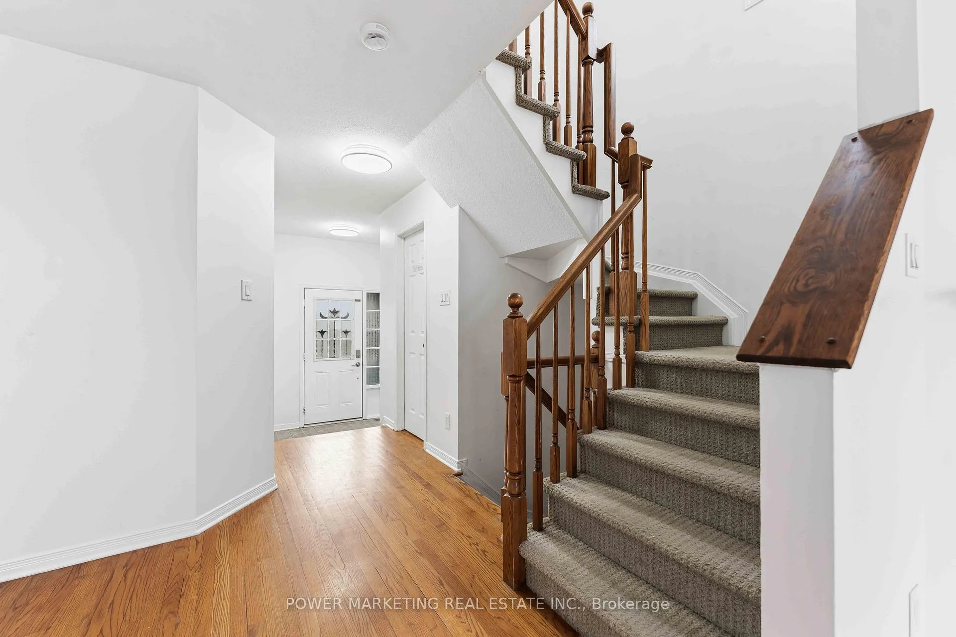 Photo 4 of 116 Esterbrook Drive, Ottawa, Mer Bleue/Bradley Estates/Anderson Park — HOMEH