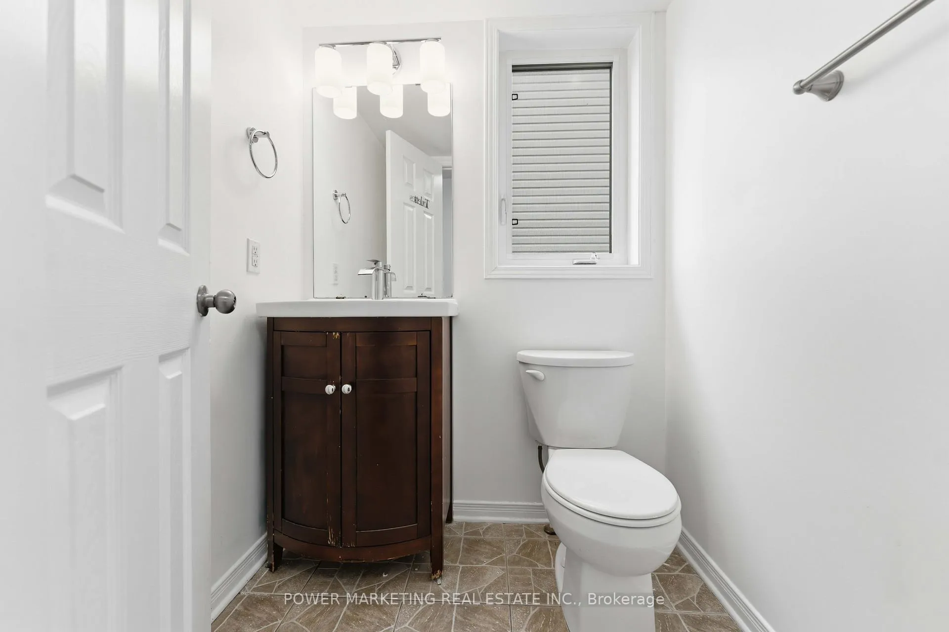 Photo 12 of 116 Esterbrook Drive, Ottawa, Mer Bleue/Bradley Estates/Anderson Park — HOMEH