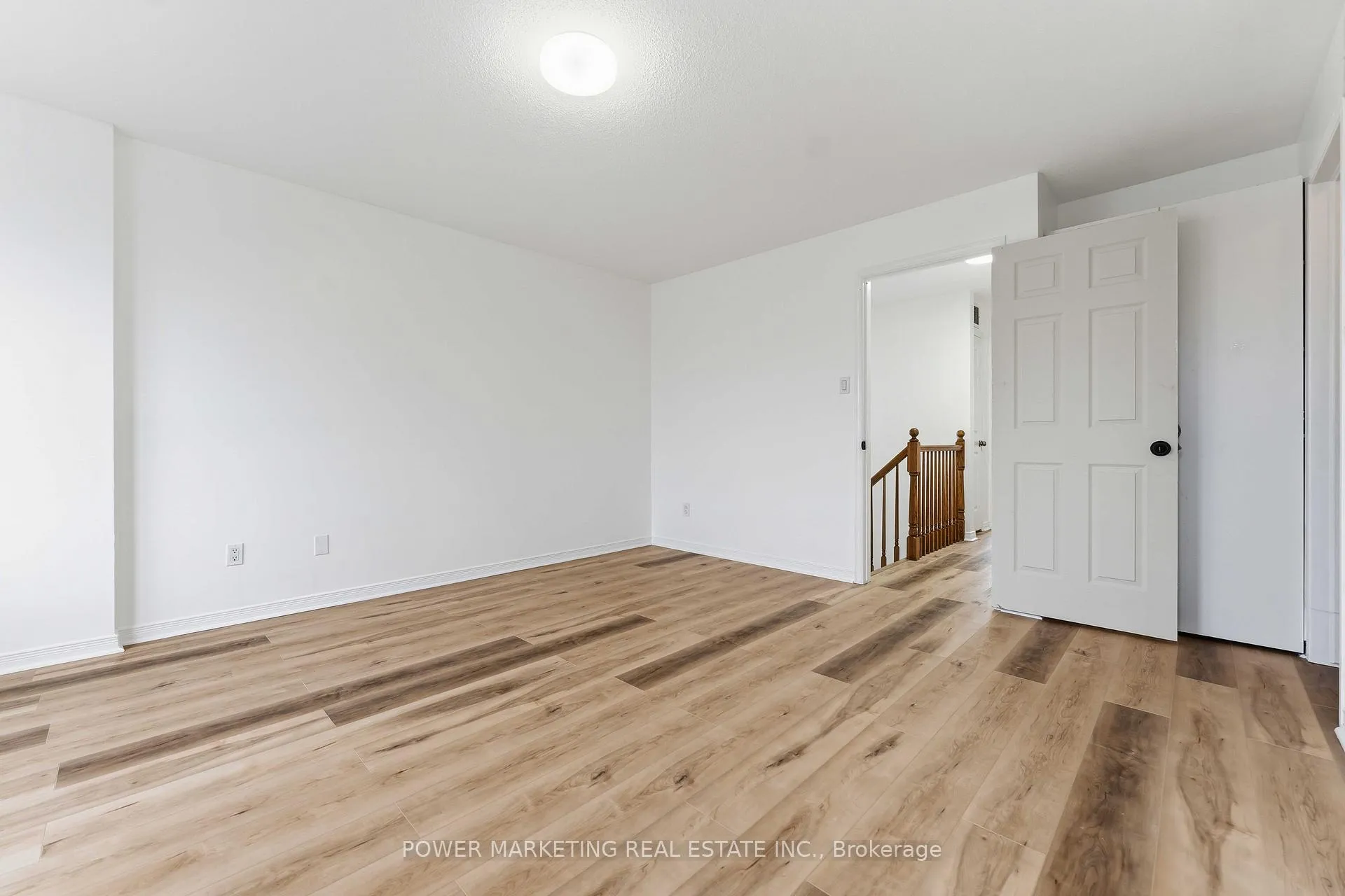 Photo 19 of 116 Esterbrook Drive, Ottawa, Mer Bleue/Bradley Estates/Anderson Park — HOMEH