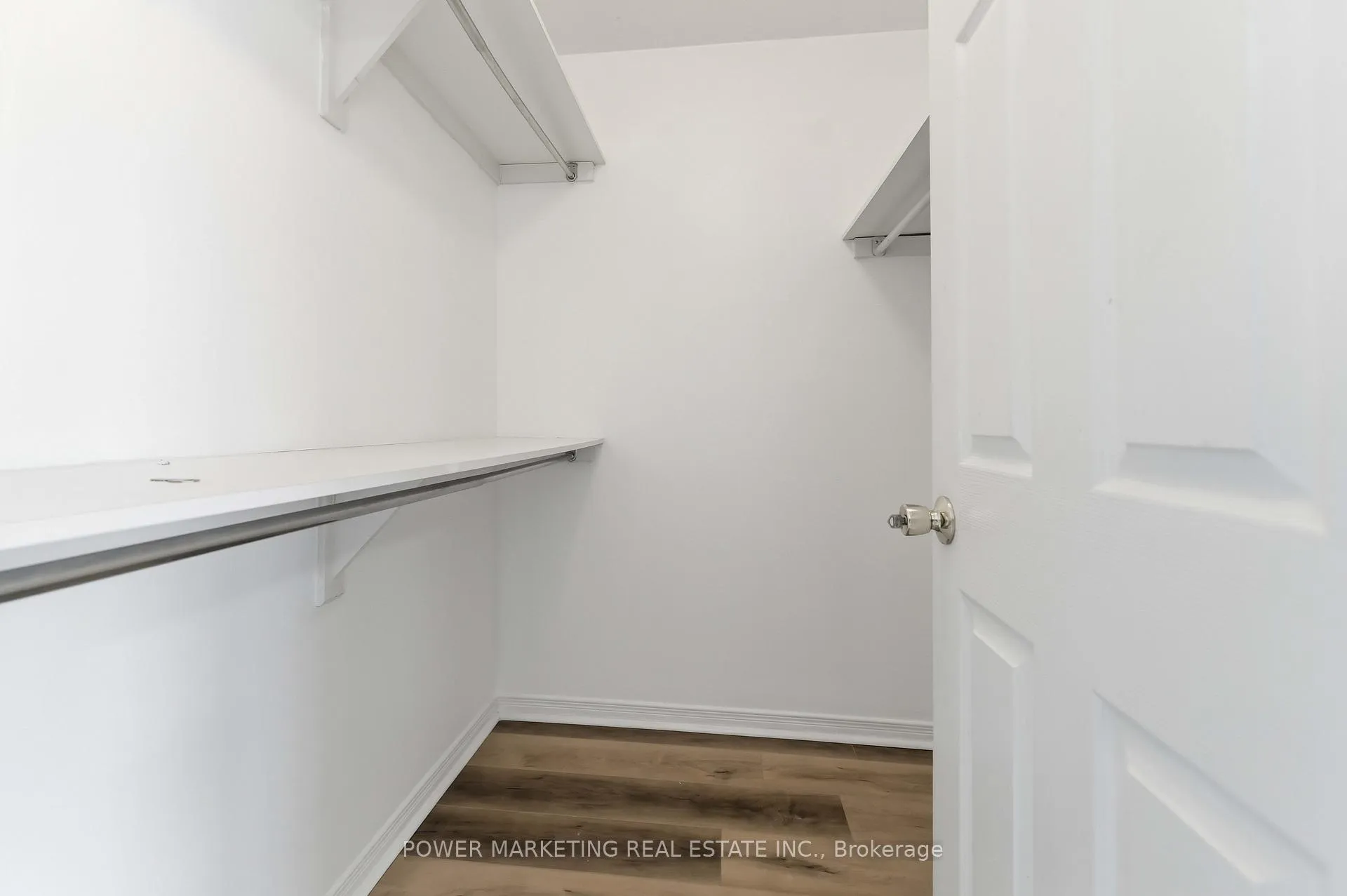 Photo 20 of 116 Esterbrook Drive, Ottawa, Mer Bleue/Bradley Estates/Anderson Park — HOMEH