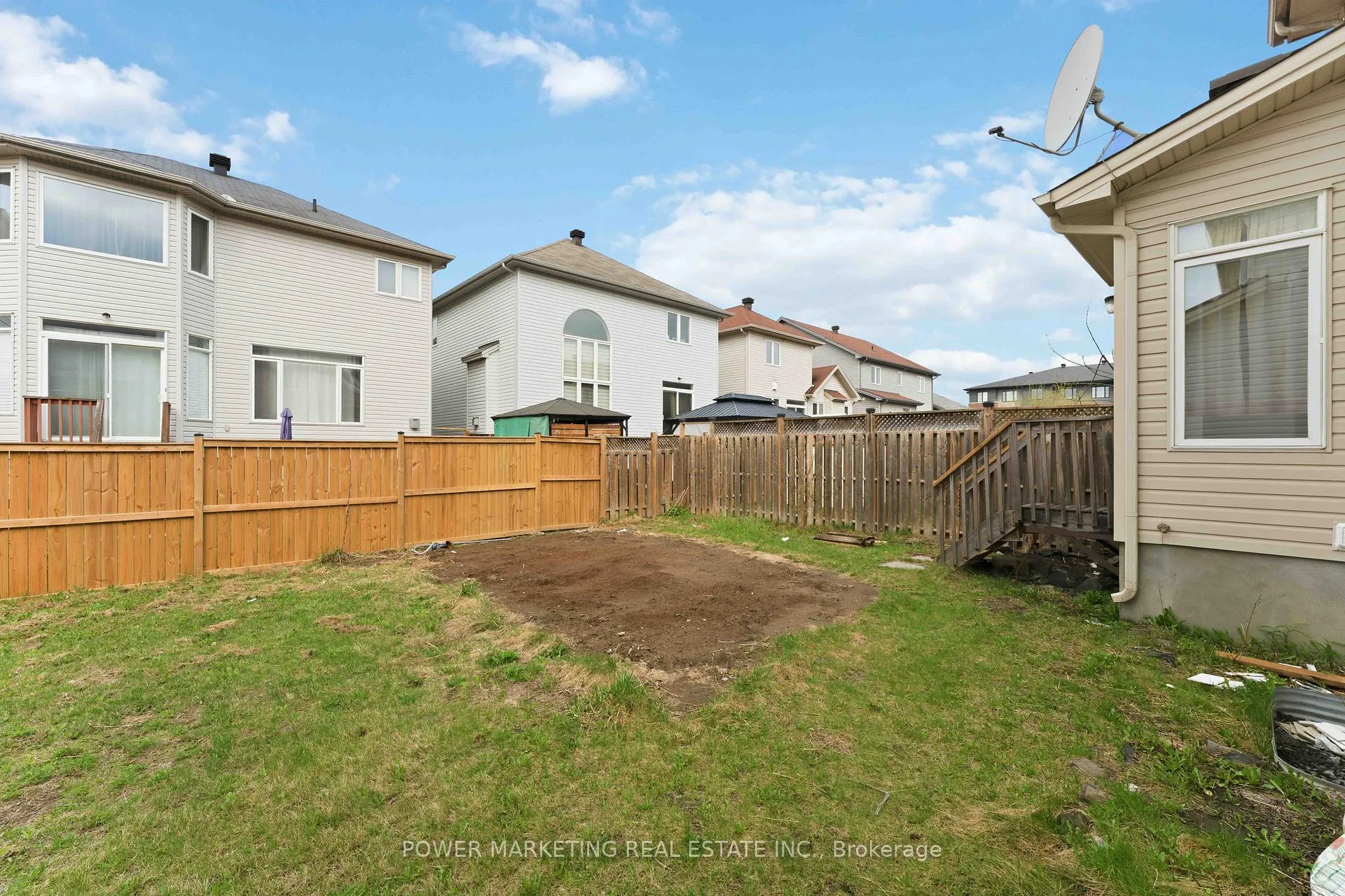 Photo 27 of 116 Esterbrook Drive, Ottawa, Mer Bleue/Bradley Estates/Anderson Park — HOMEH
