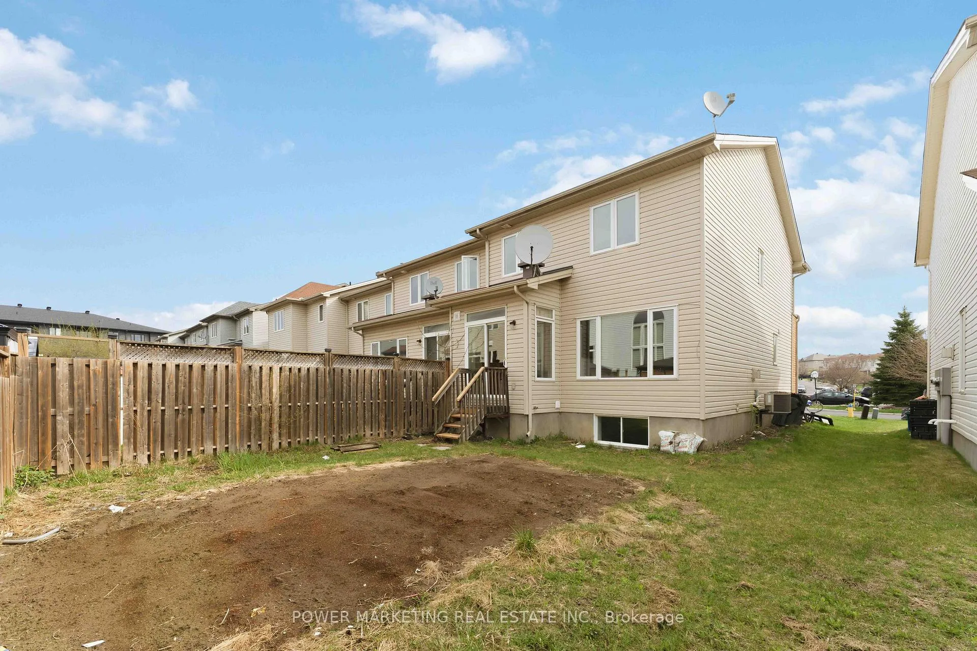 Photo 28 of 116 Esterbrook Drive, Ottawa, Mer Bleue/Bradley Estates/Anderson Park — HOMEH