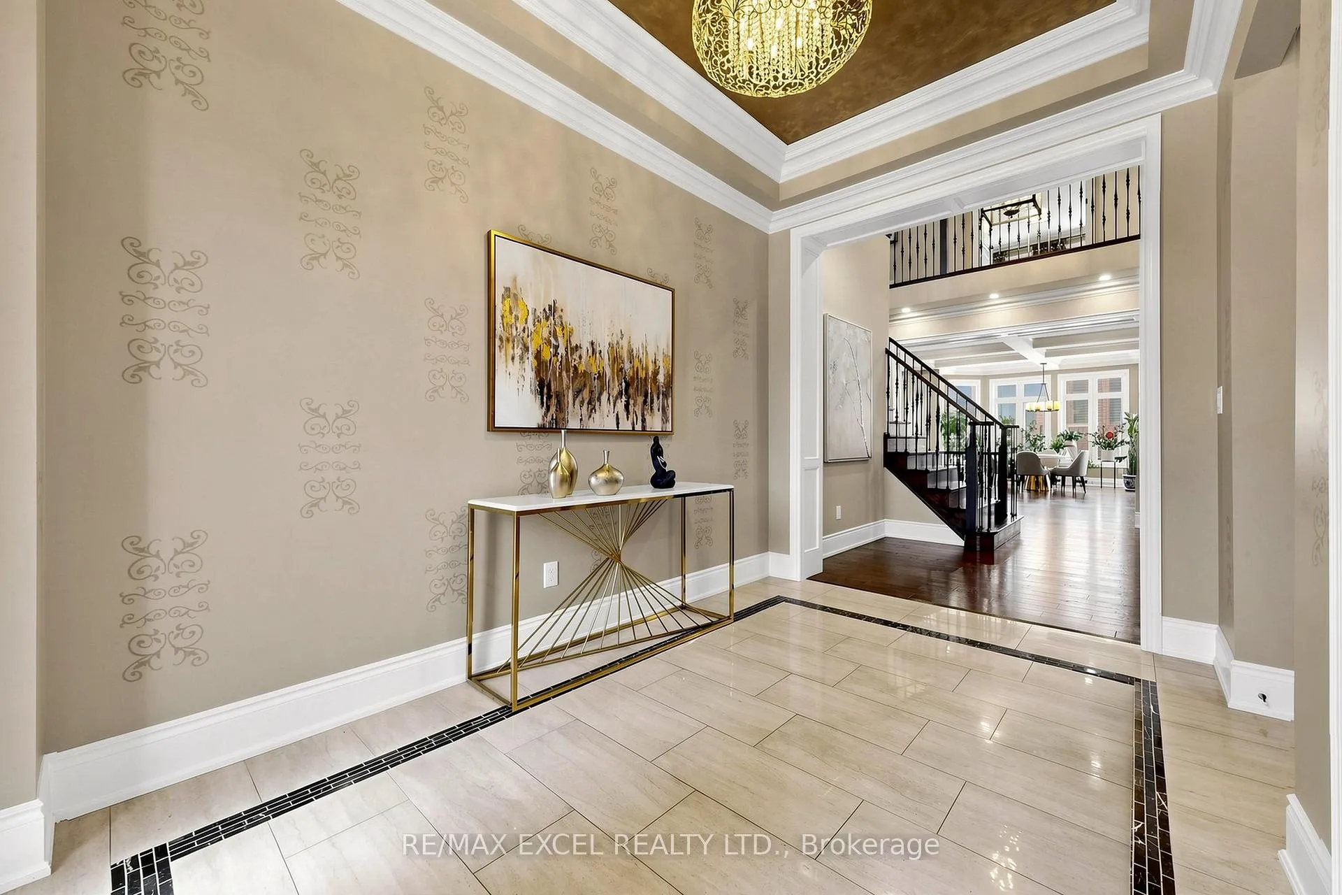 Photo 4 of 10 Royal West Road, Markham, Angus Glen — HOMEH
