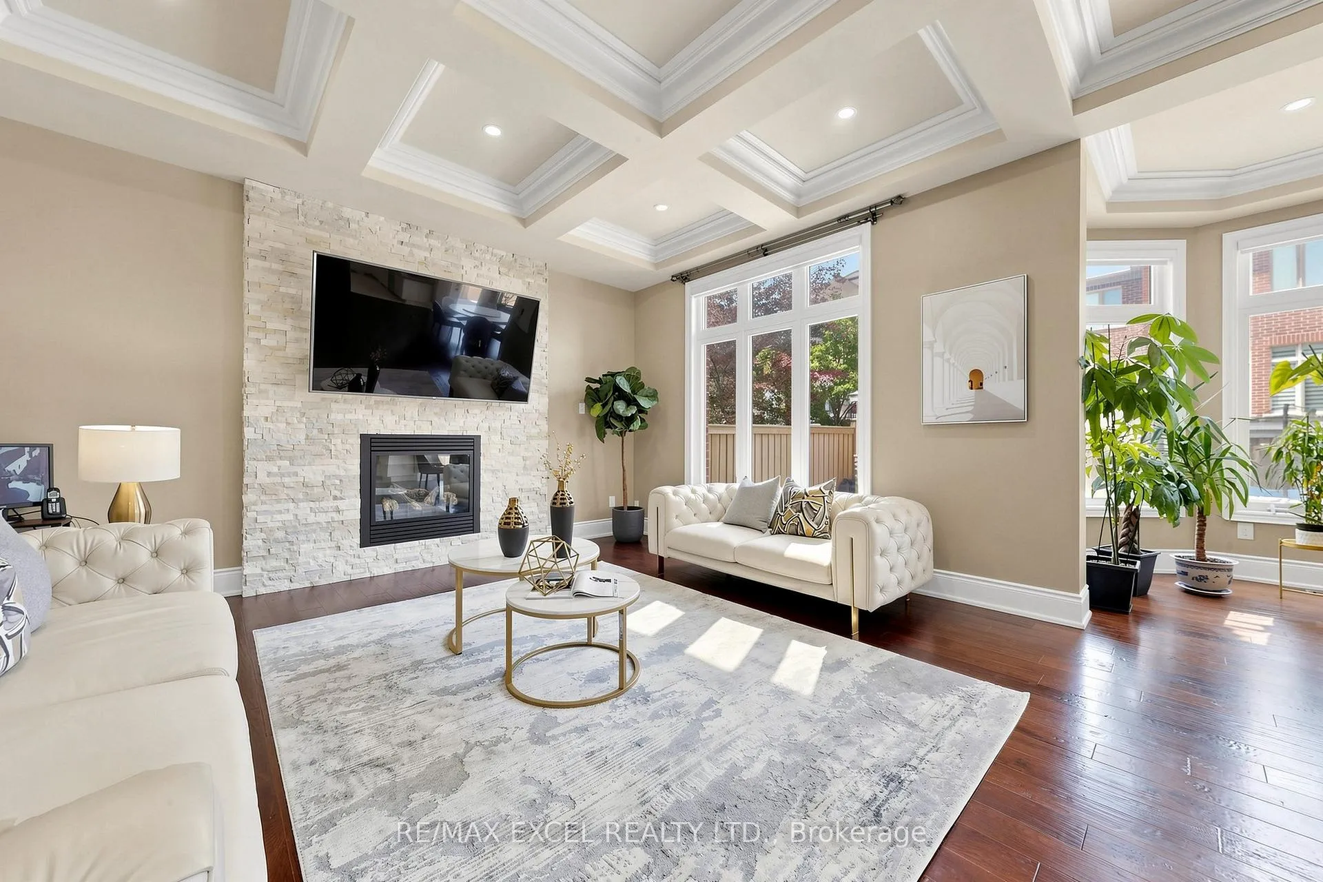Photo 5 of 10 Royal West Road, Markham, Angus Glen — HOMEH
