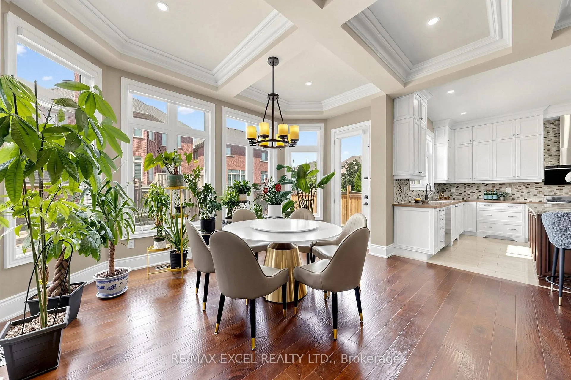 Photo 11 of 10 Royal West Road, Markham, Angus Glen — HOMEH