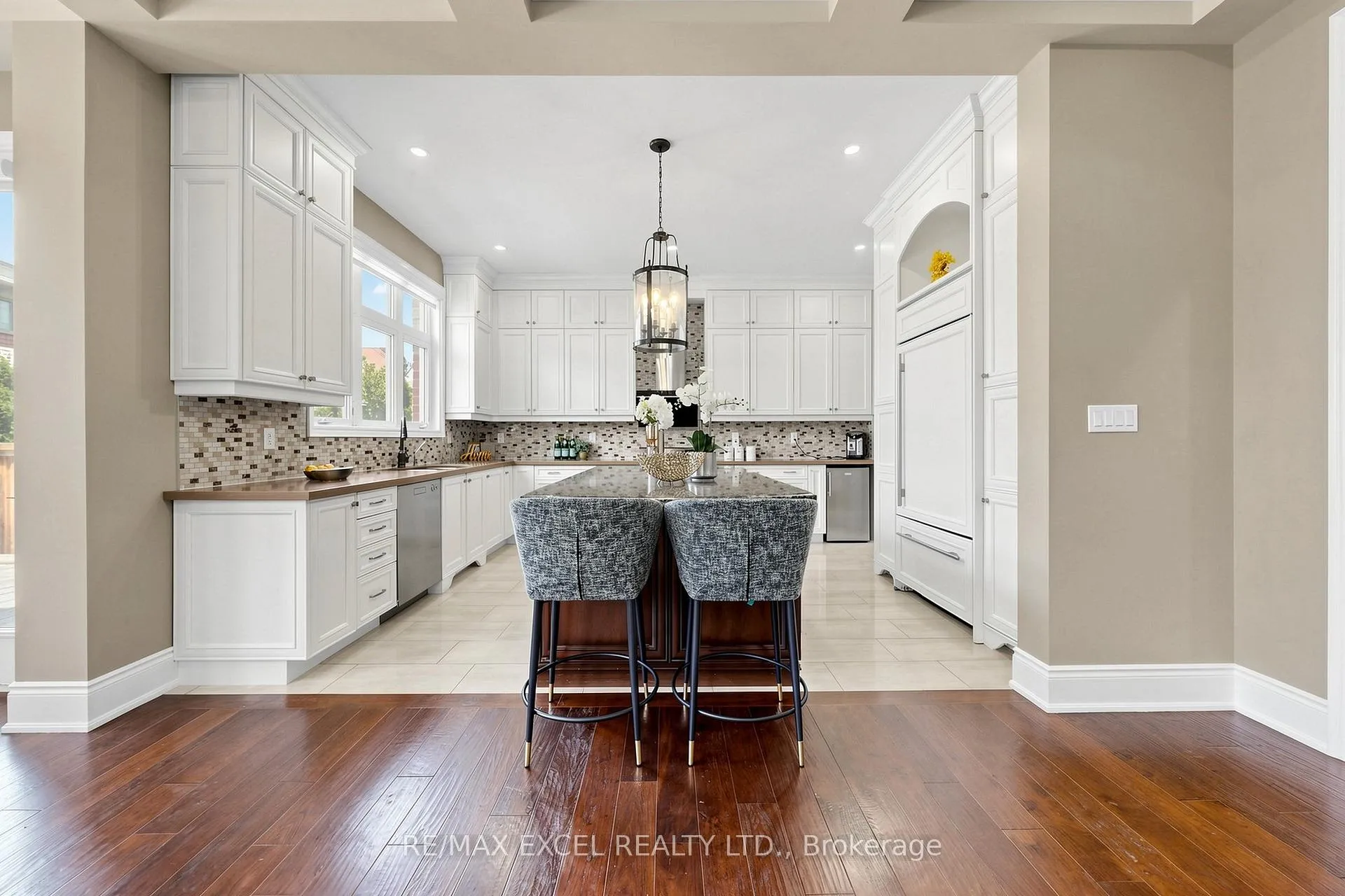 Photo 13 of 10 Royal West Road, Markham, Angus Glen — HOMEH