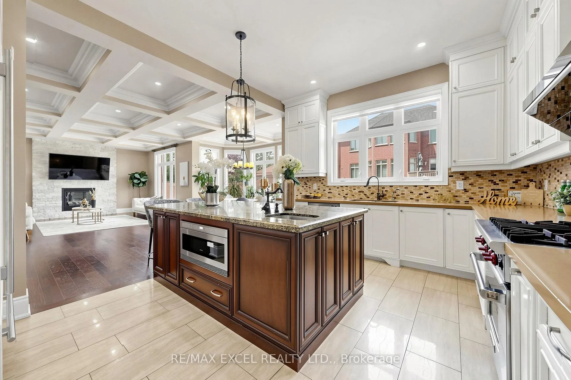 Photo 16 of 10 Royal West Road, Markham, Angus Glen — HOMEH