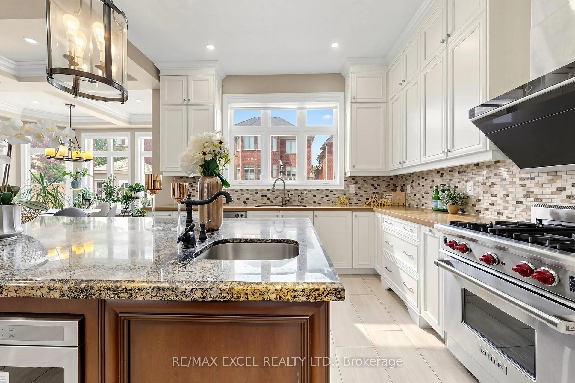 Photo 17 of 10 Royal West Road, Markham, Angus Glen — HOMEH