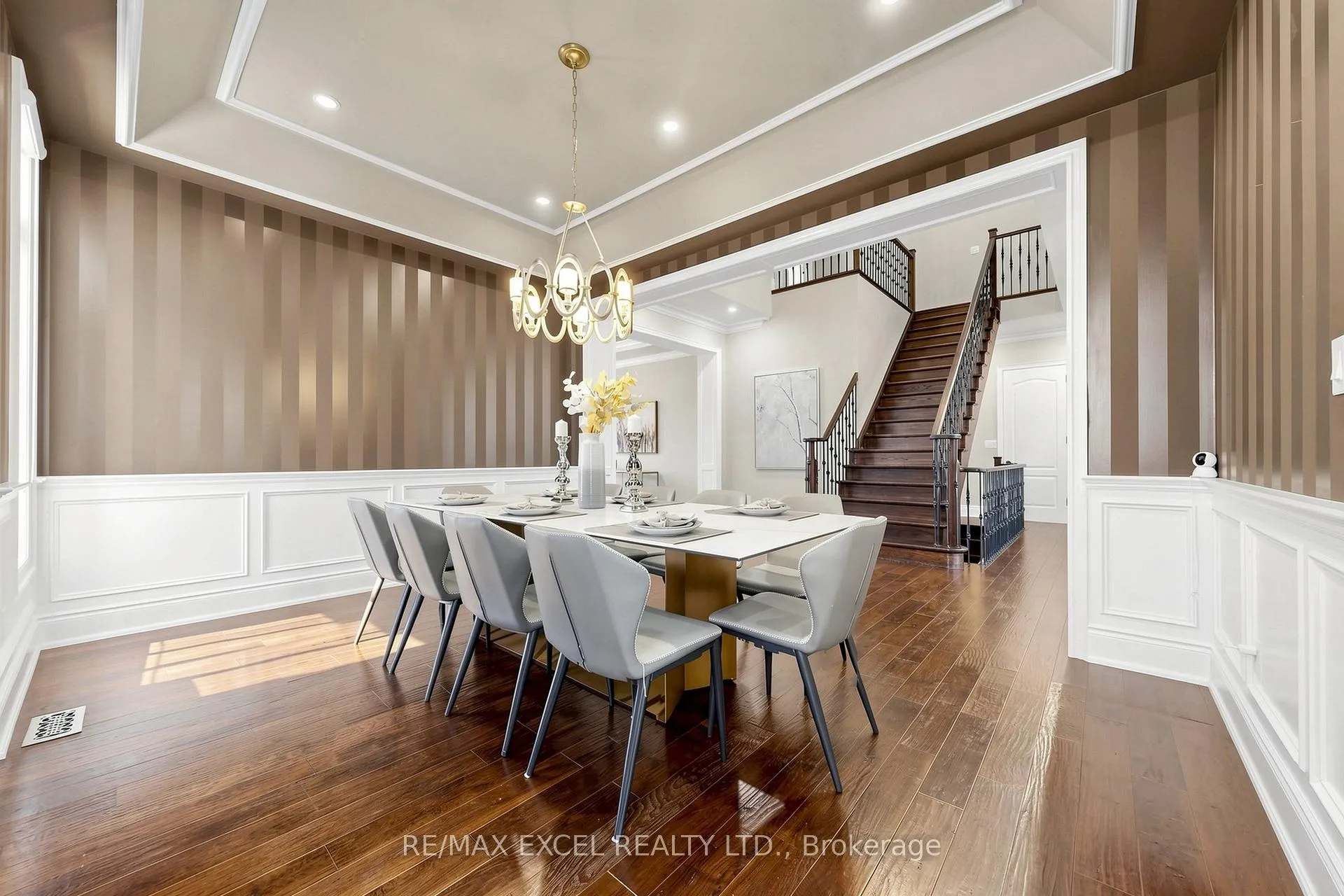 Photo 22 of 10 Royal West Road, Markham, Angus Glen — HOMEH