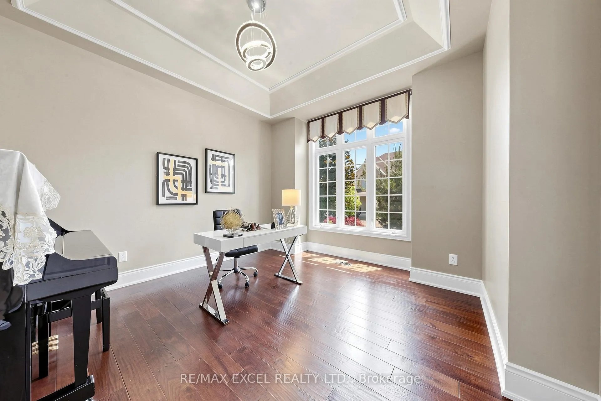 Photo 23 of 10 Royal West Road, Markham, Angus Glen — HOMEH