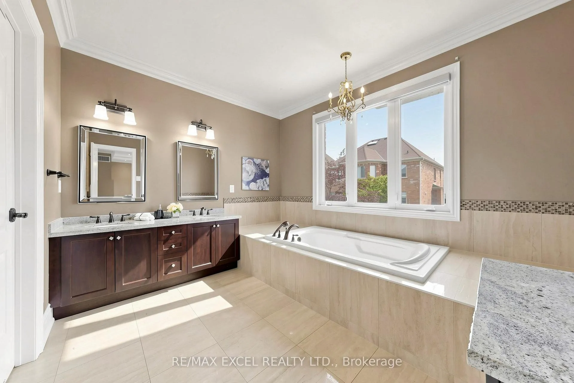 Photo 33 of 10 Royal West Road, Markham, Angus Glen — HOMEH