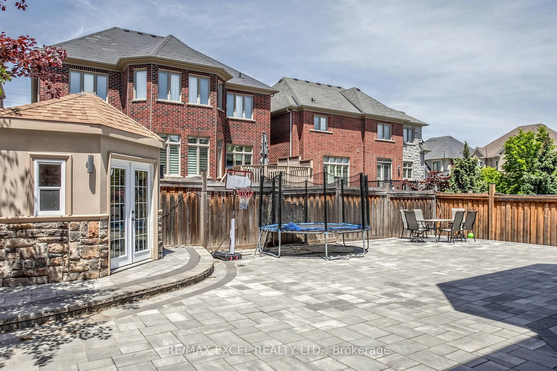 Photo 48 of 10 Royal West Road, Markham, Angus Glen — HOMEH