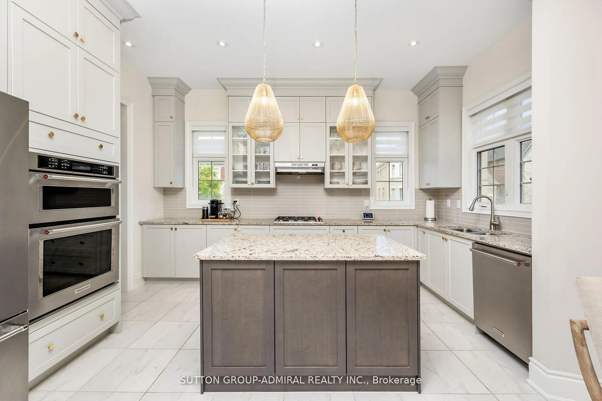 Photo 16 of 36 Hurst Avenue, Vaughan, Patterson — HOMEH