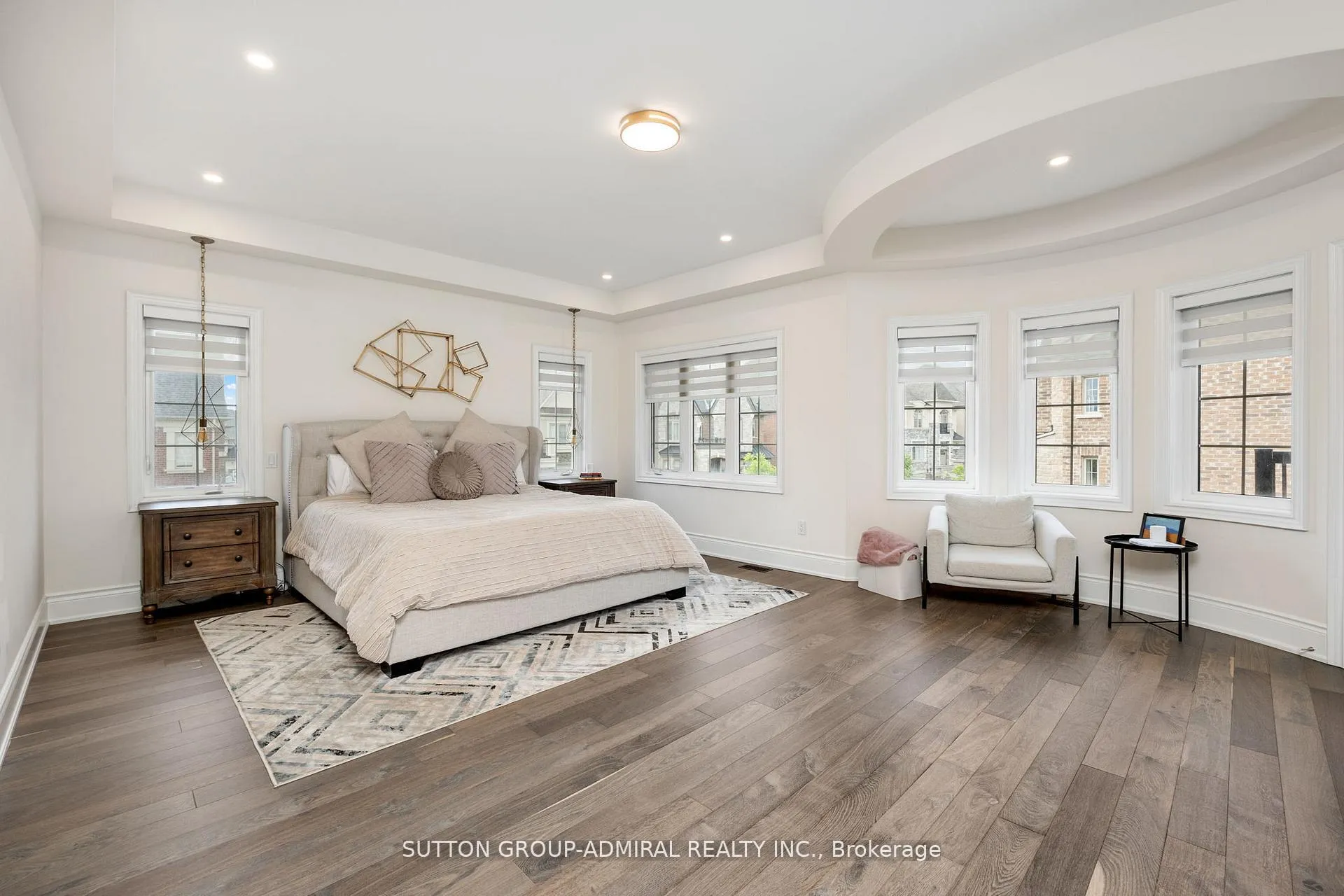 Photo 21 of 36 Hurst Avenue, Vaughan, Patterson — HOMEH