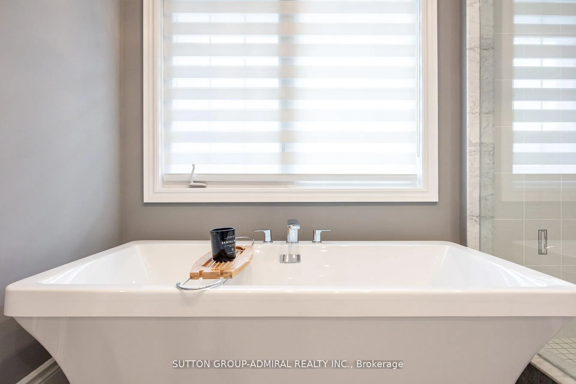 Photo 27 of 36 Hurst Avenue, Vaughan, Patterson — HOMEH