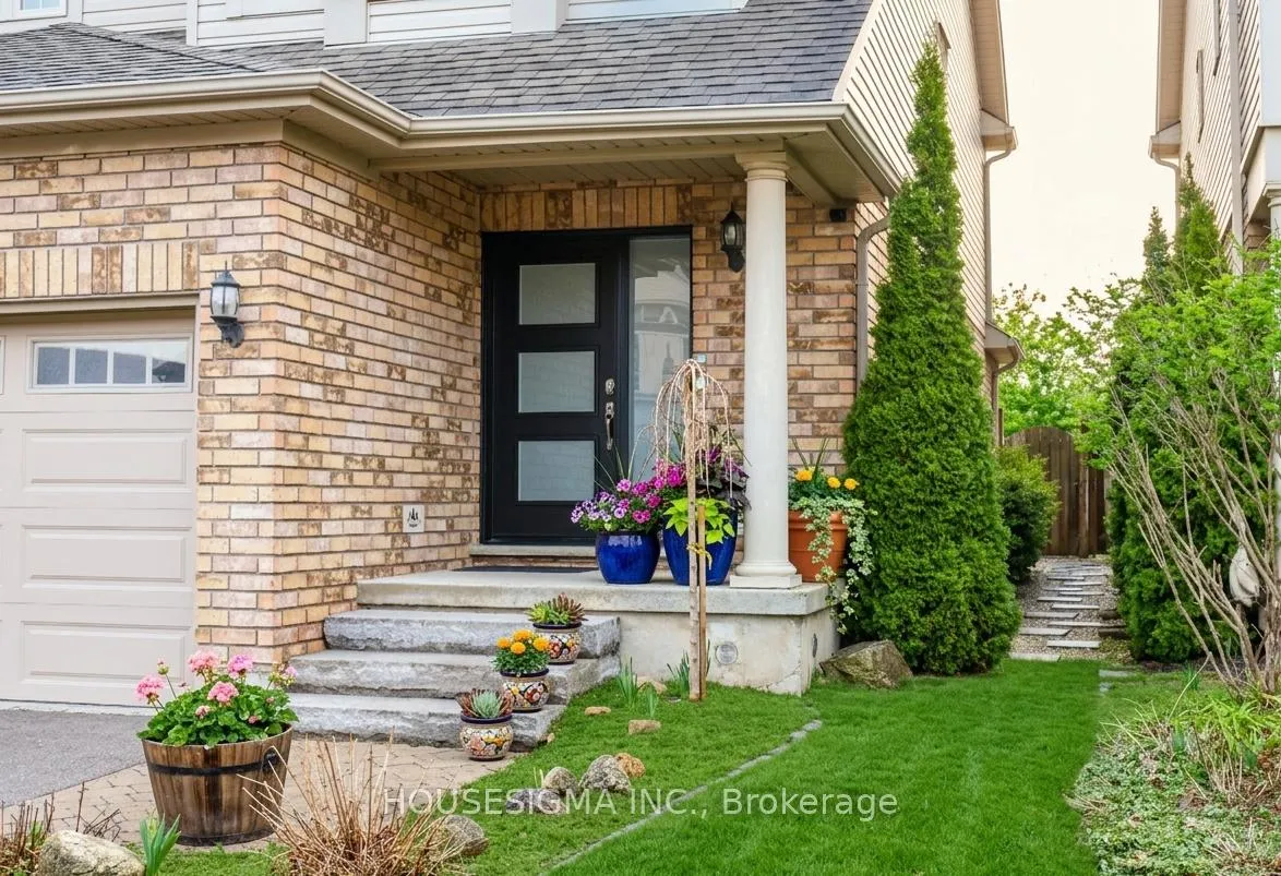 Photo 4 of 22 Highlands Crescent, Collingwood — HOMEH