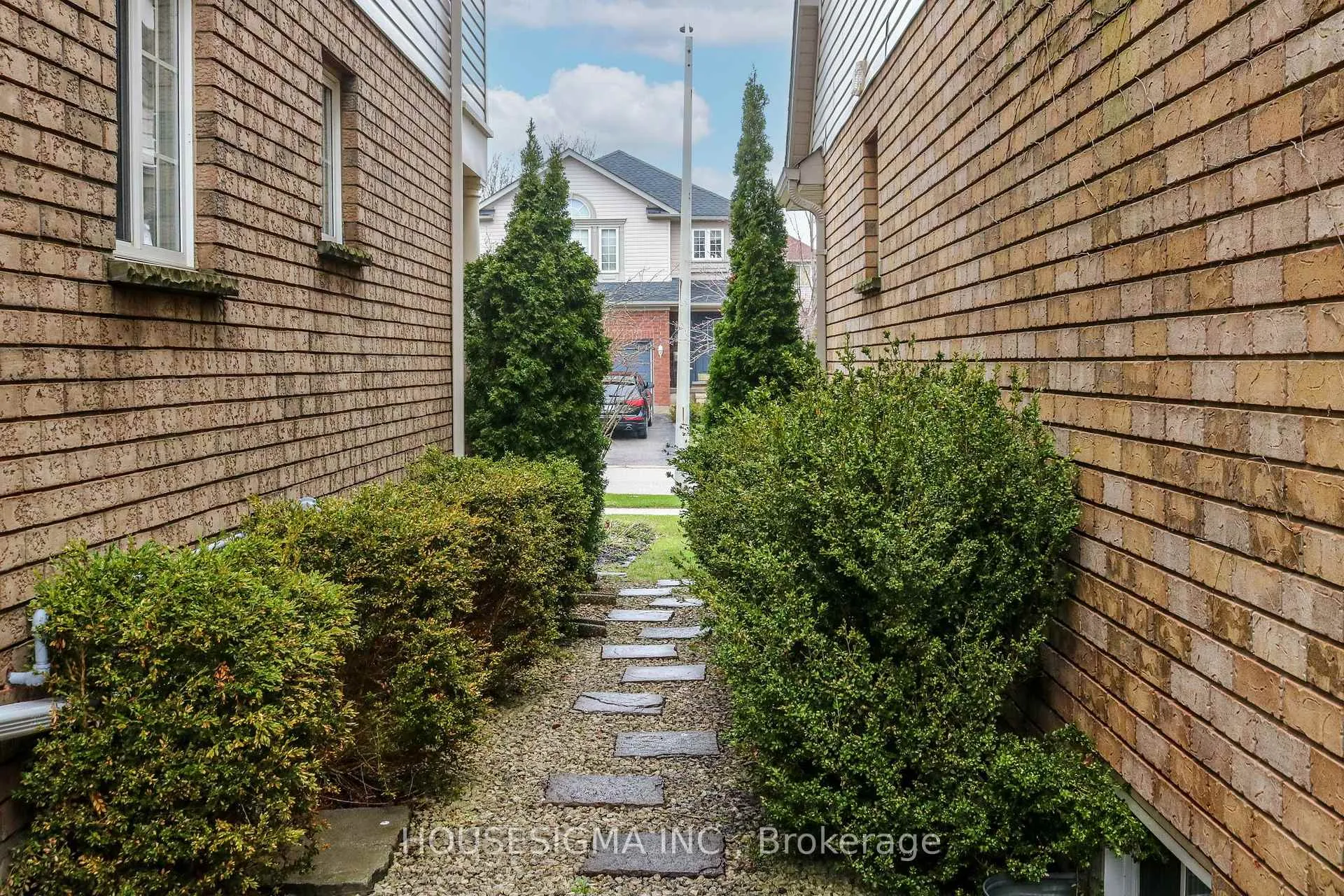 Photo 37 of 22 Highlands Crescent, Collingwood — HOMEH