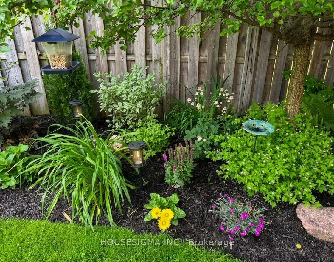 Photo 43 of 22 Highlands Crescent, Collingwood — HOMEH