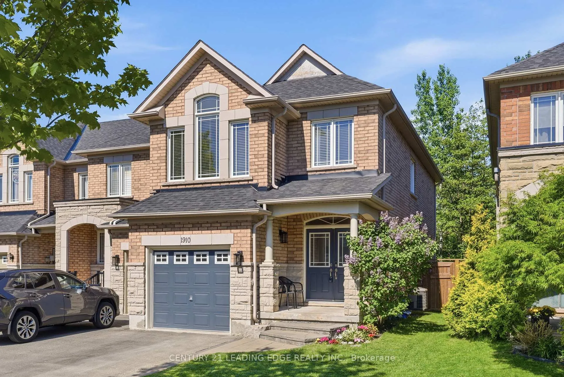 Photo 2 of 1910 Calvington Drive, Pickering, Highbush — HOMEH