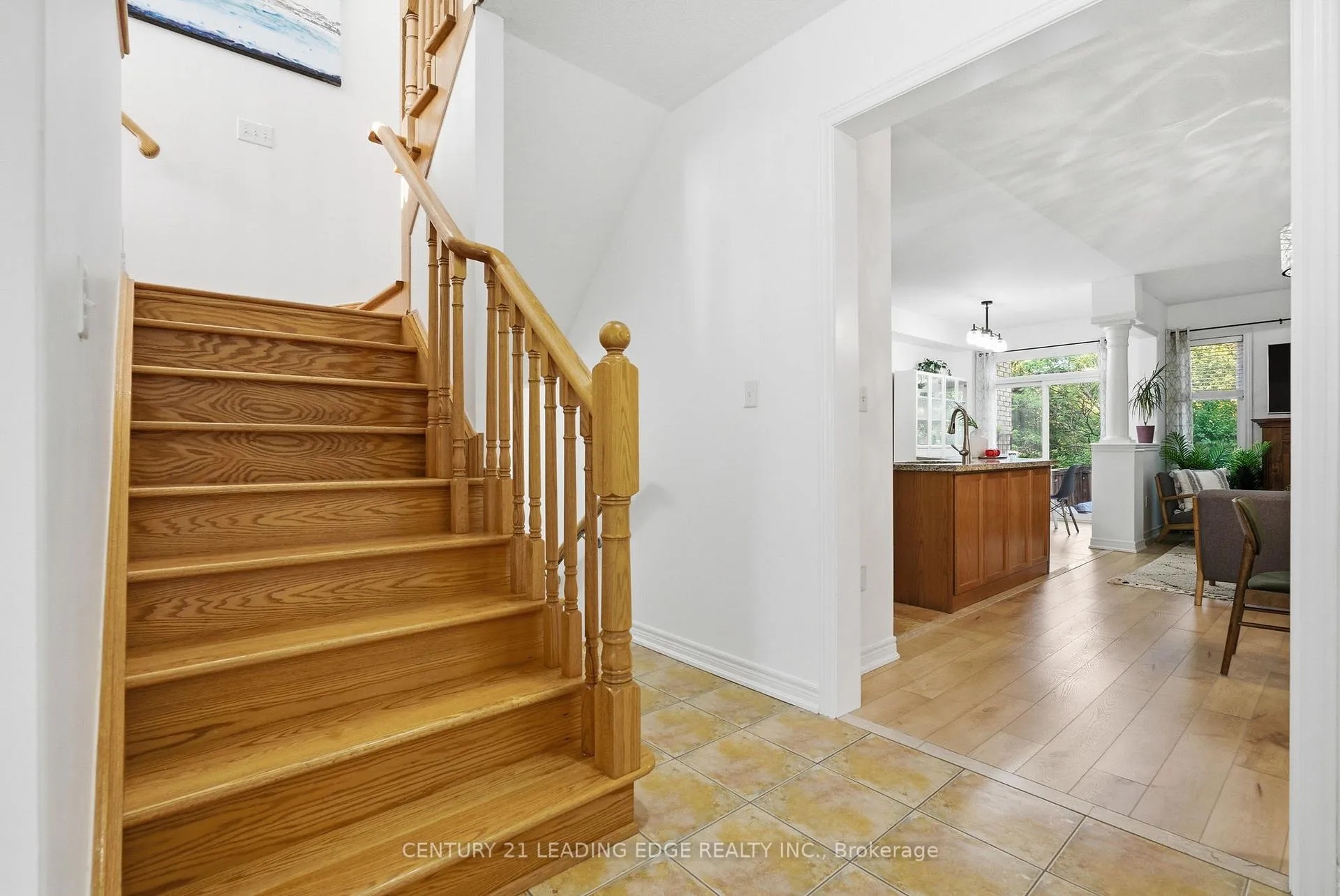 Photo 5 of 1910 Calvington Drive, Pickering, Highbush — HOMEH