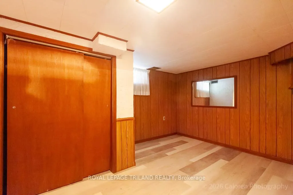 Photo 33 of 227 Ellsworth Avenue, London, East O — HOMEH