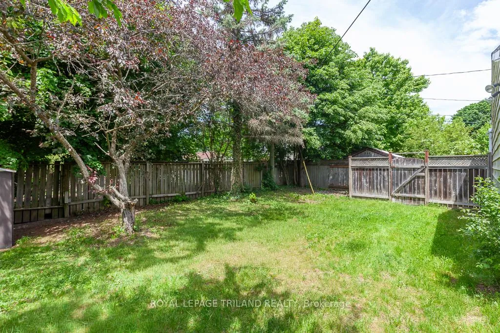 Photo 45 of 227 Ellsworth Avenue, London, East O — HOMEH
