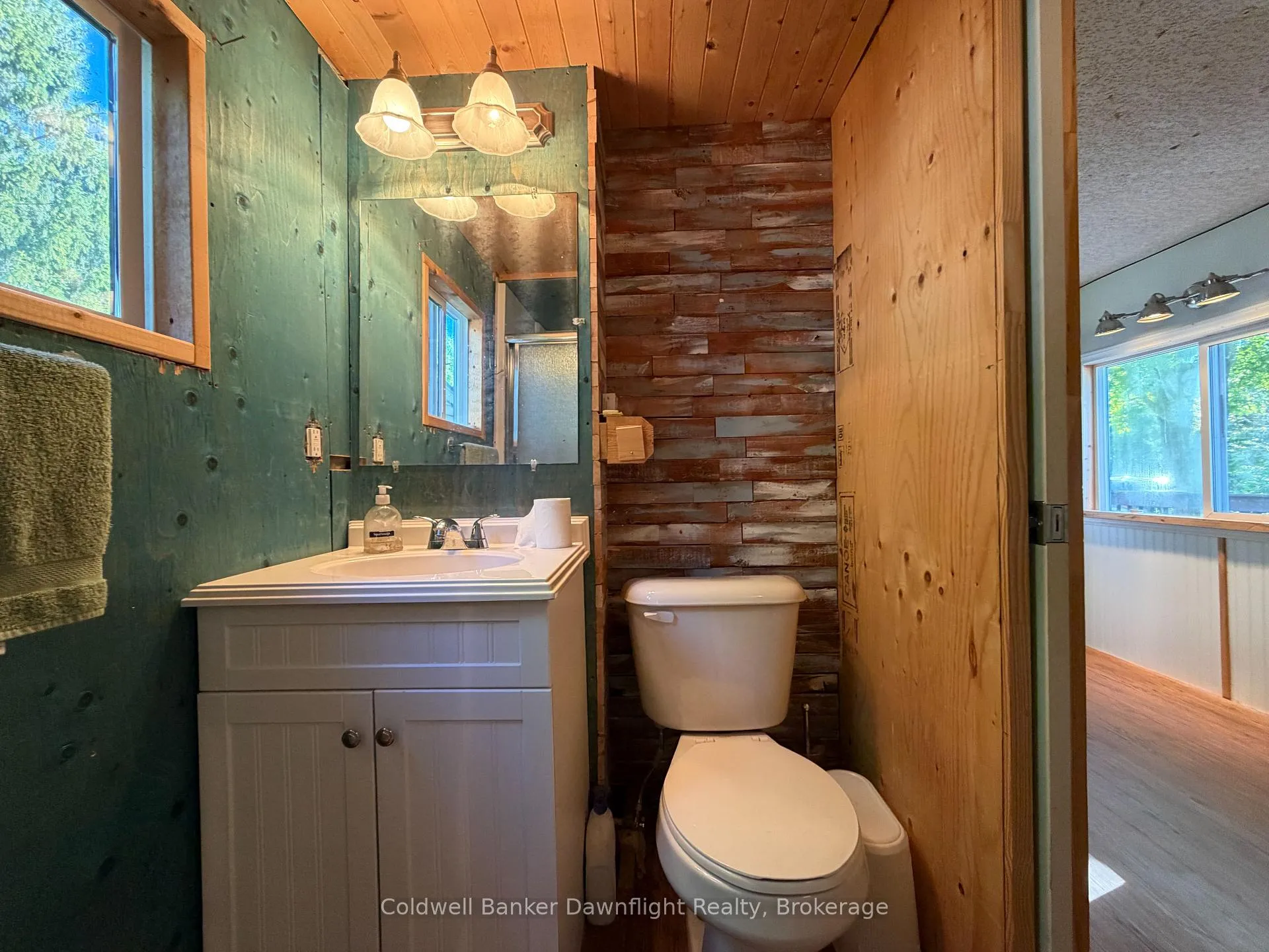 Photo 14 of 33833 Hessenland Lane, Bluewater, Hay — HOMEH
