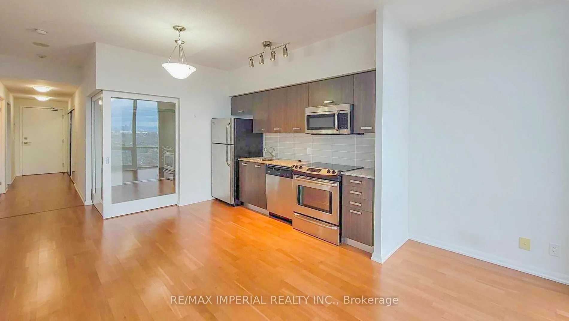 Photo 6 of Unit 4802, 832 Bay Street, Toronto, Bay Street Corridor — HOMEH