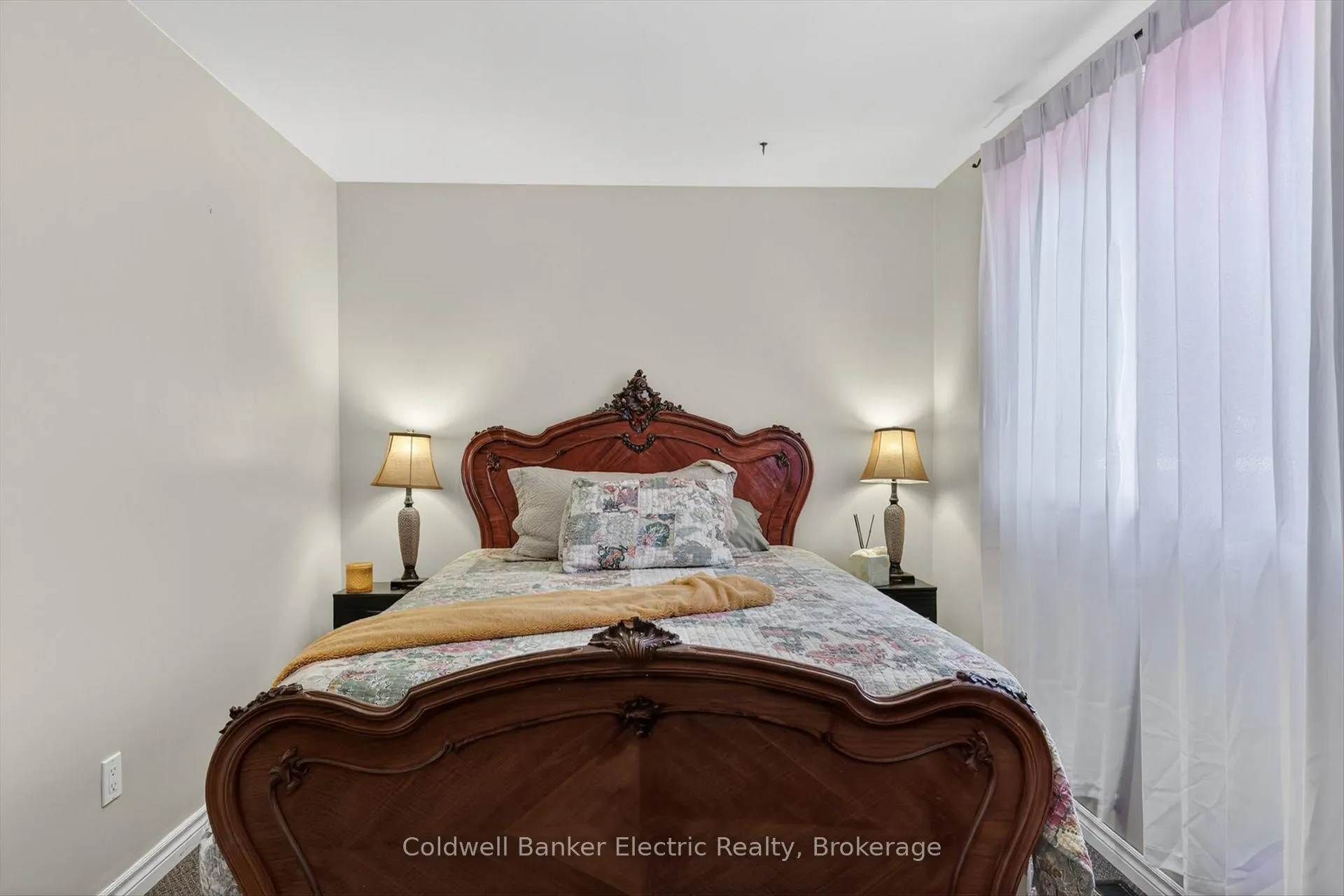 Photo 20 of 668 Barbara Crescent, Peterborough, Otonabee Ward 1 — HOMEH